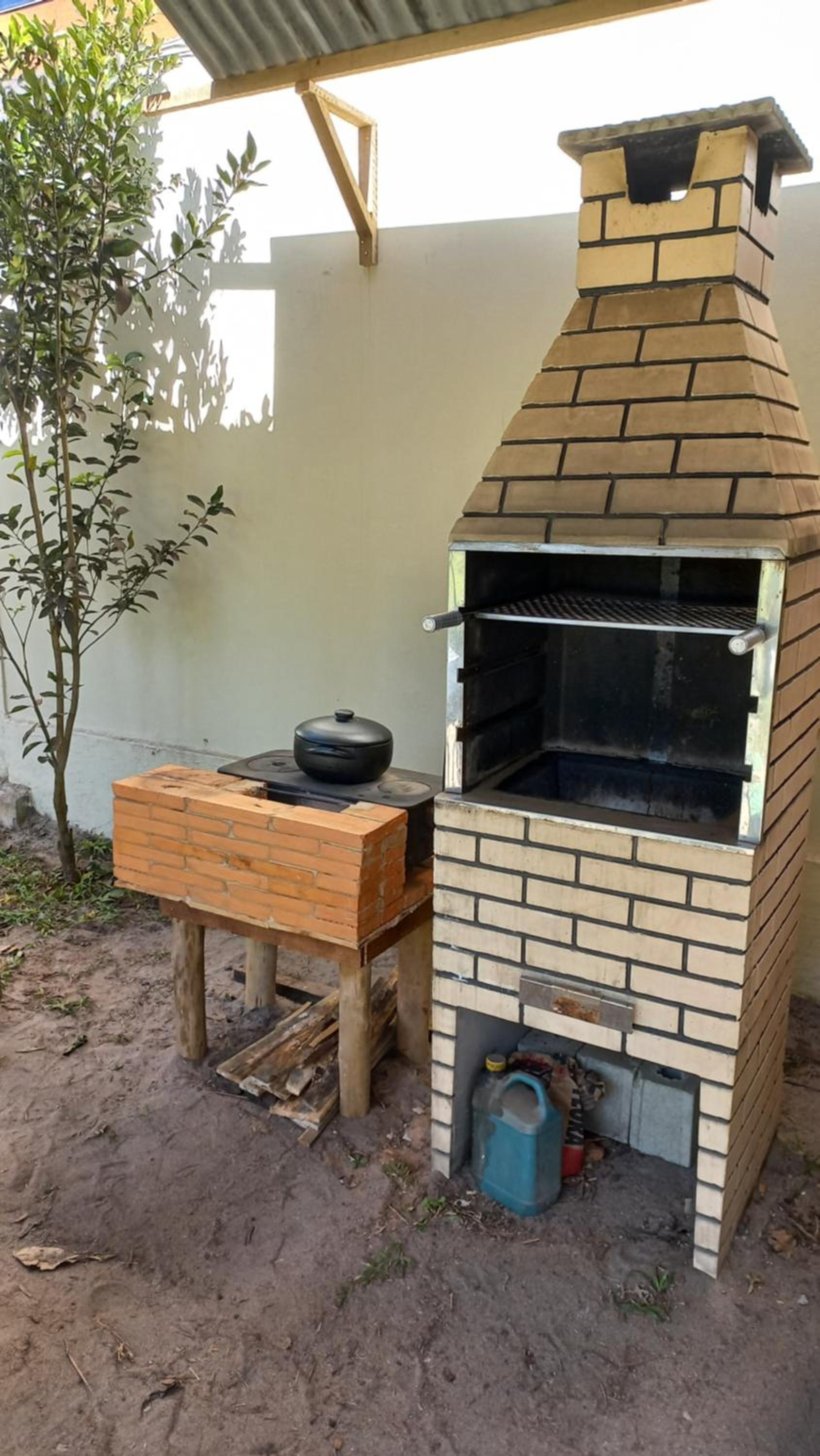 Piratas Cabanas Camping Bar