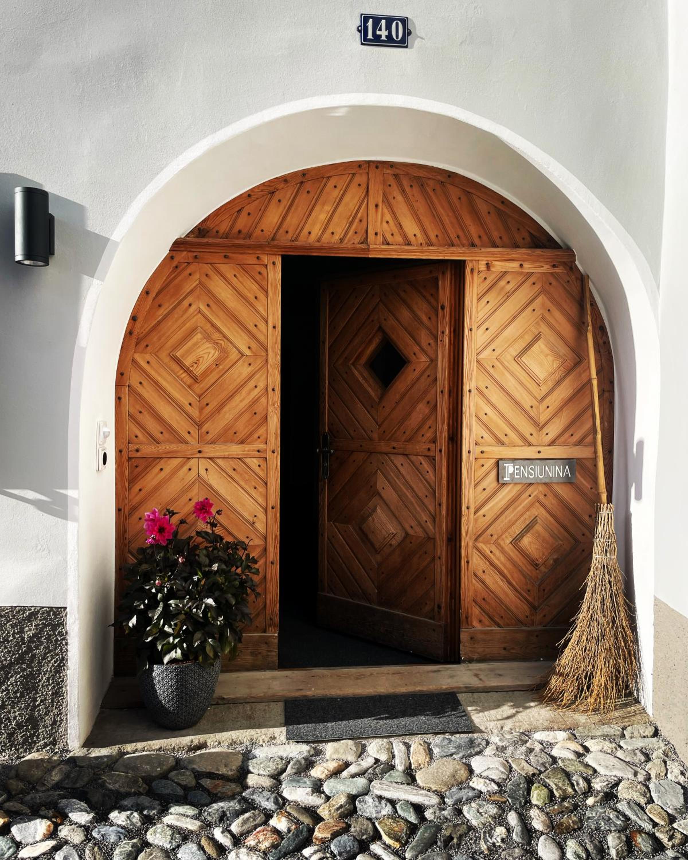 Pensiunina - Pension - Sent