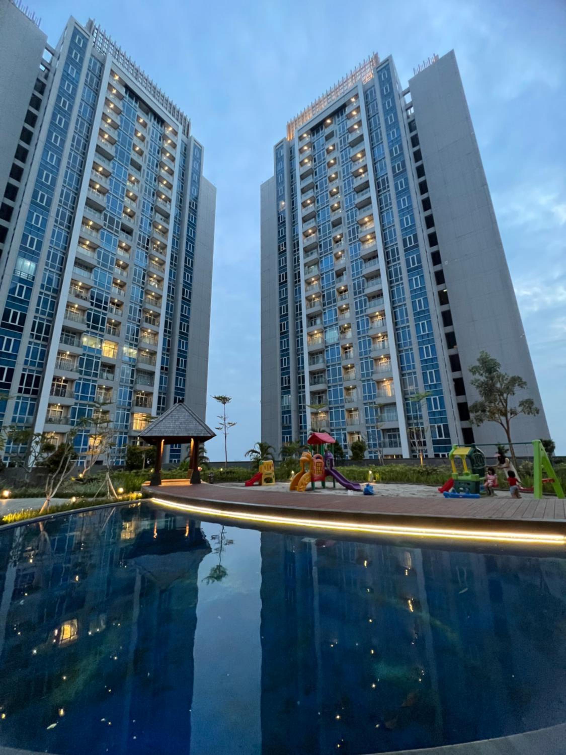 Apartment podomoro deli city lexington tower view 3