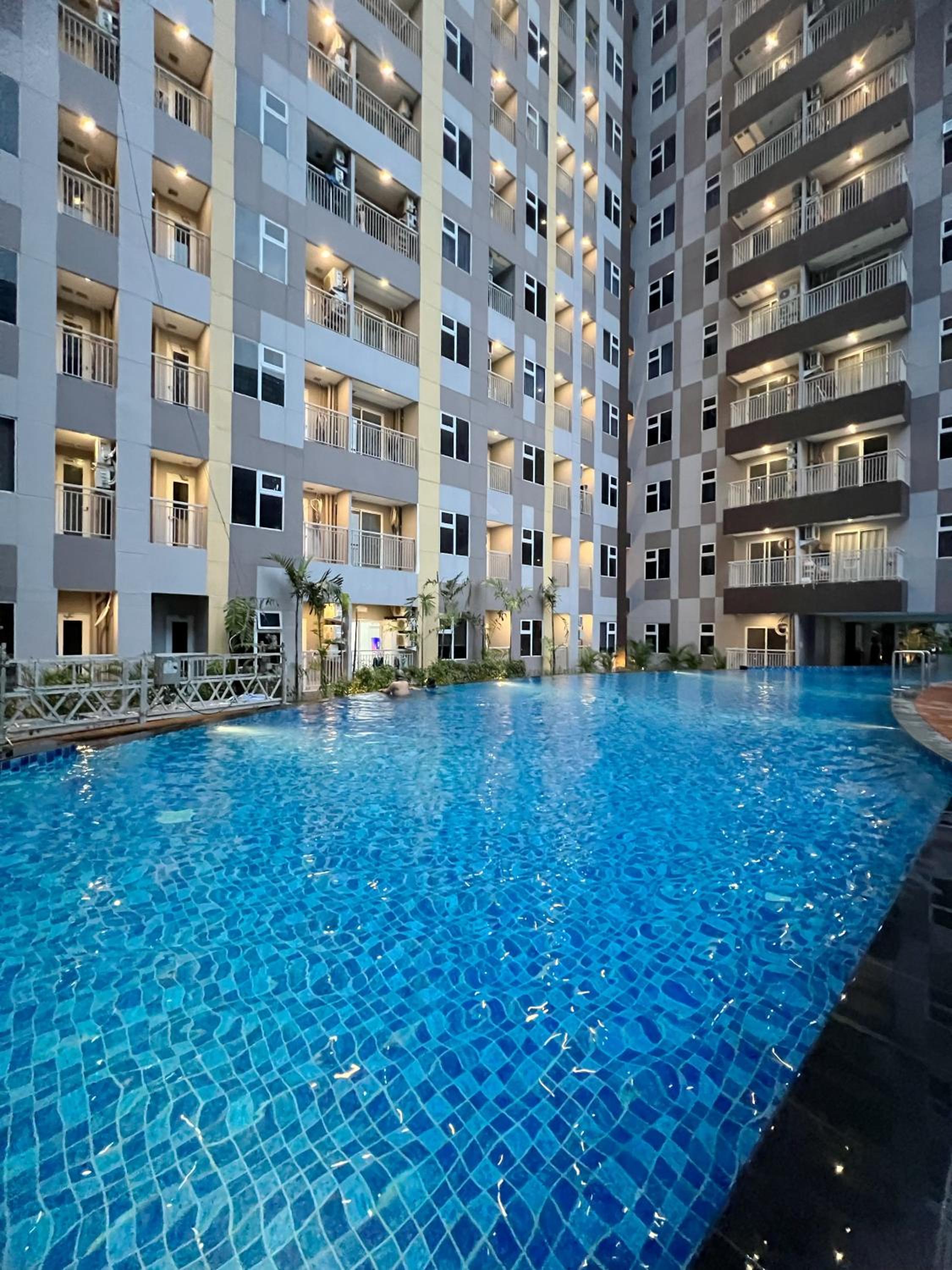 Apartment podomoro deli city lexington tower view 5