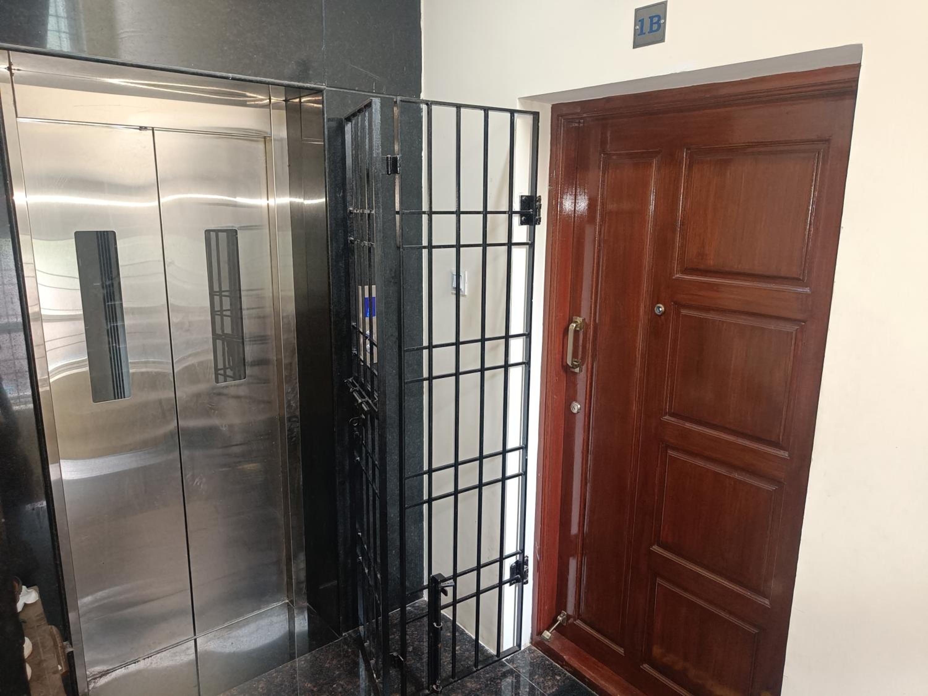 New Metro Serviced Apartment view 4