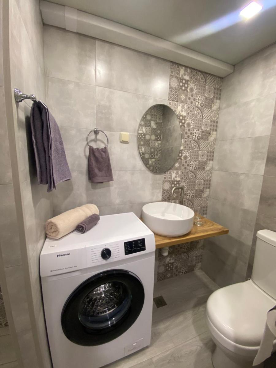 Cute Guest Apartments, Renovation 2022. New.