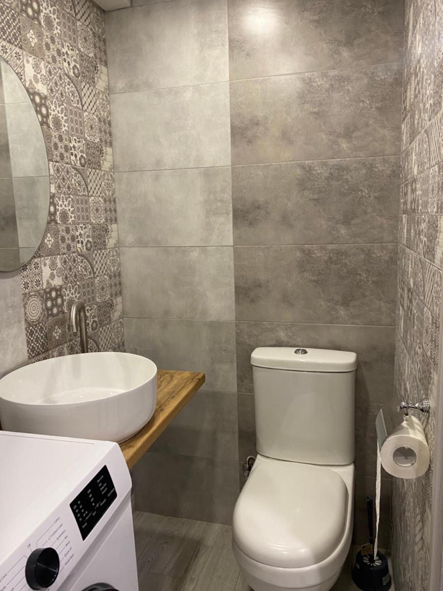 Cute Guest Apartments, Renovation 2022. New.