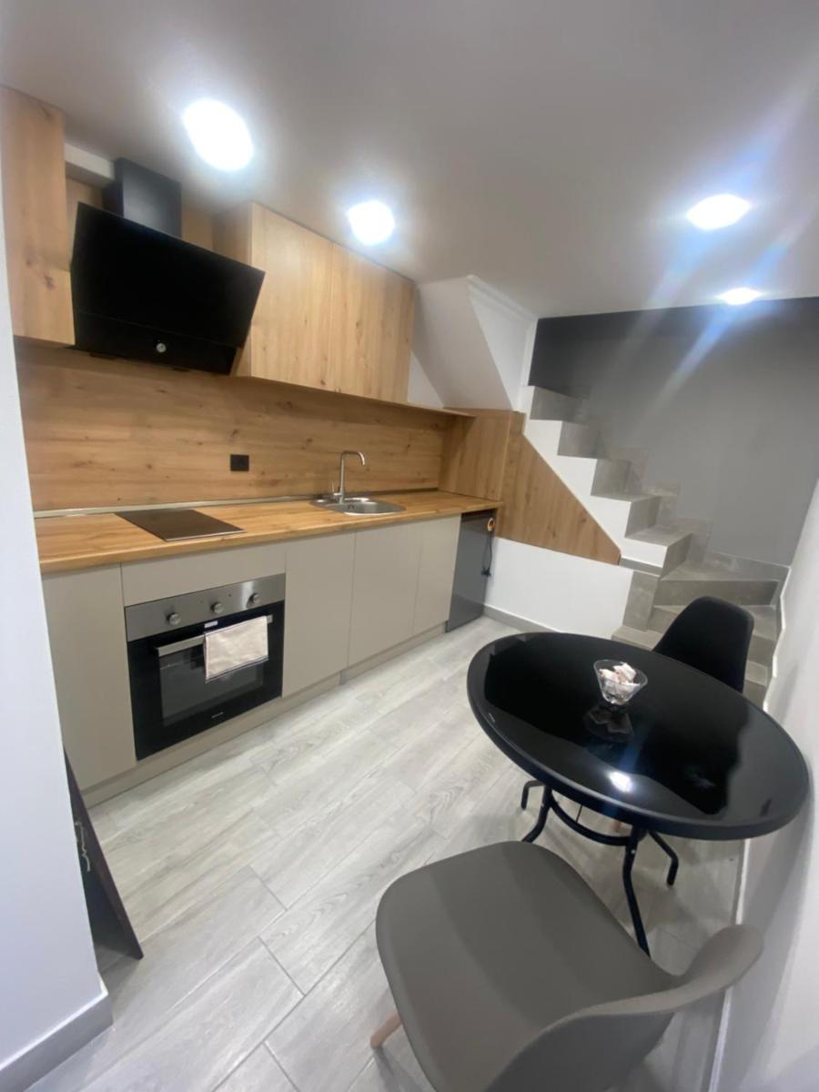 Cute Guest Apartments, Renovation 2022. New.