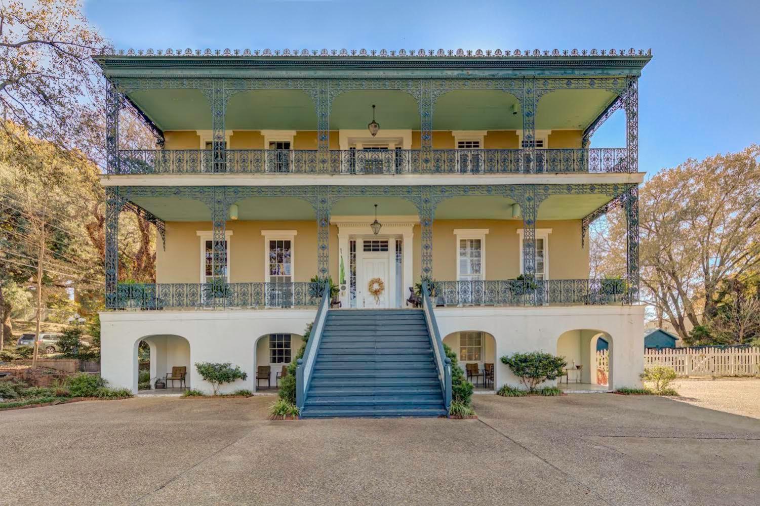 Hotel The Duff Green Mansion - Image 1