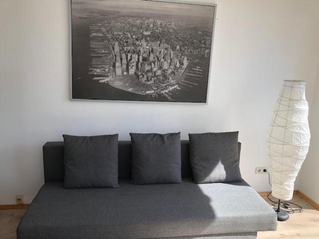 studio b - Sunny City Business Apartment with roof-top terrace for 2-4 guests
