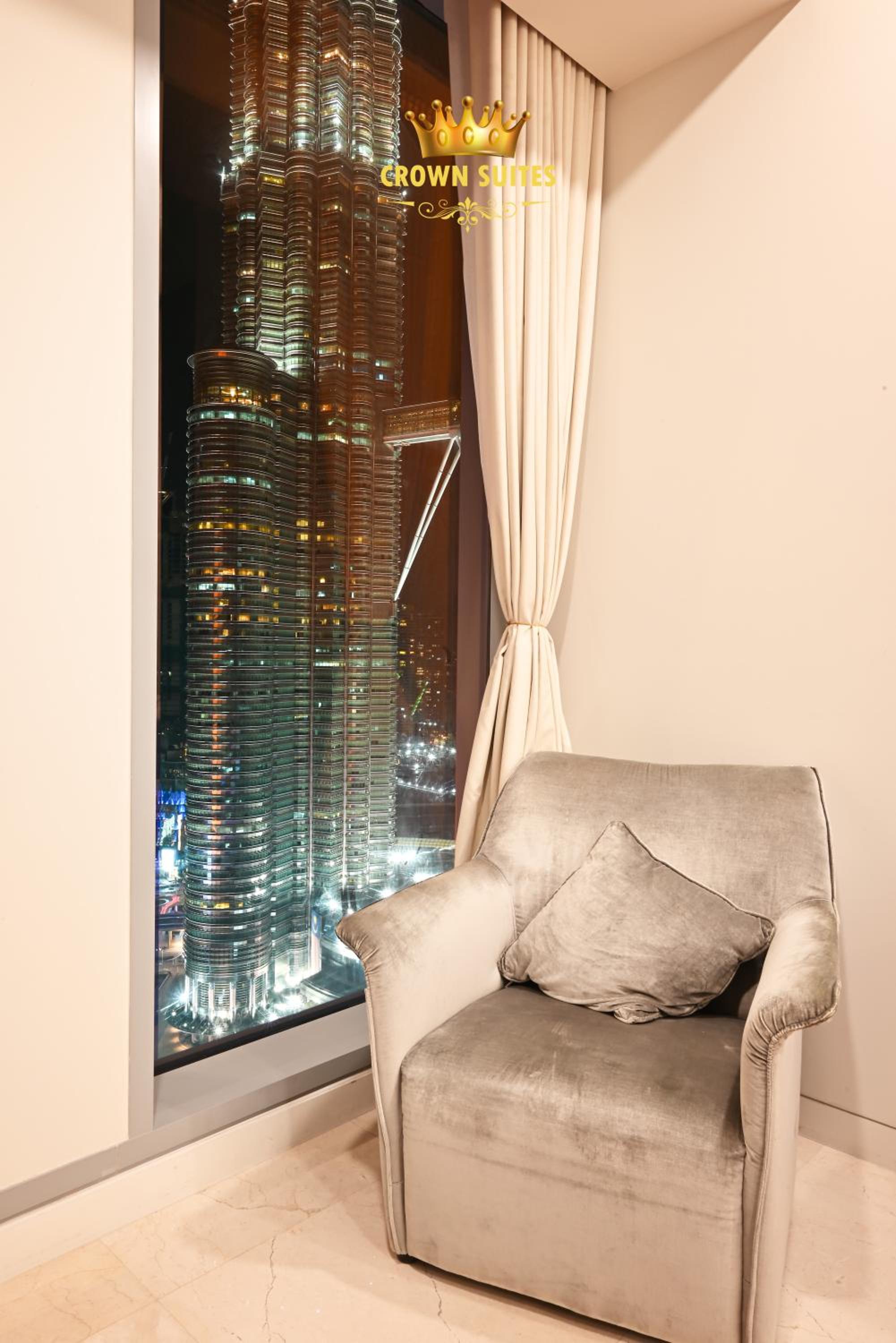 Crown Suites Tropicana KLCC Kuala Lumpur City Center
