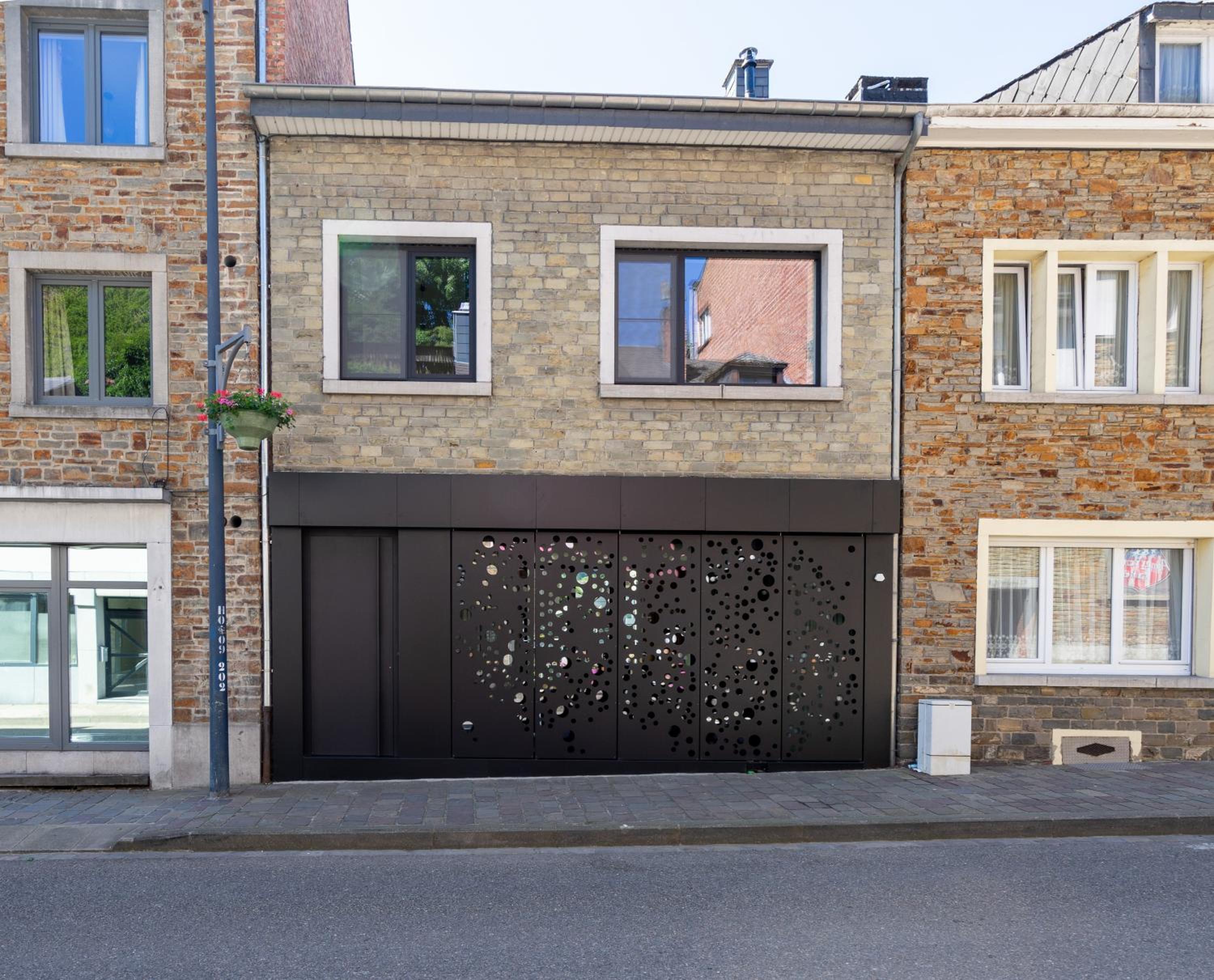 La Maison Noire