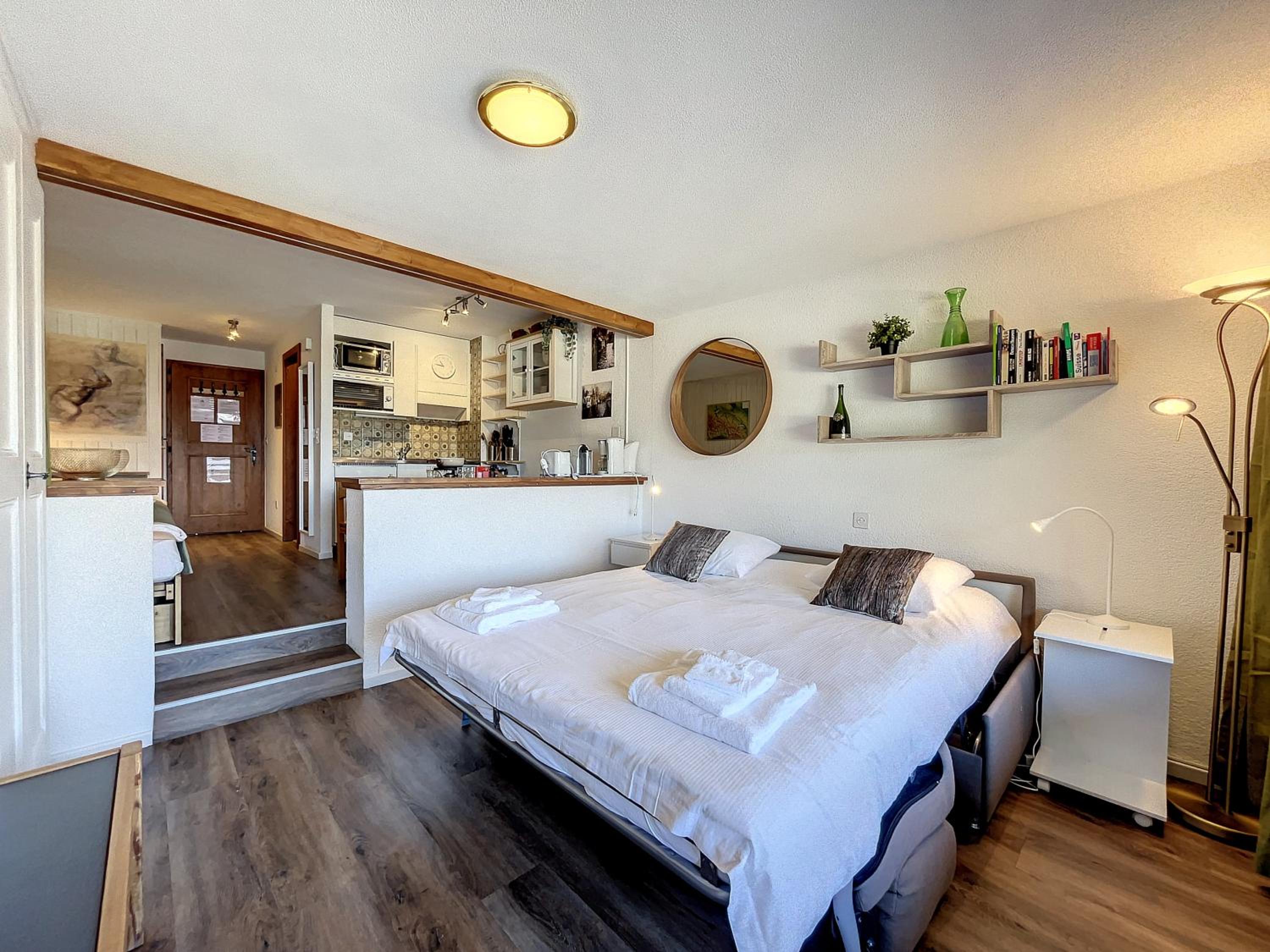 Photo 33