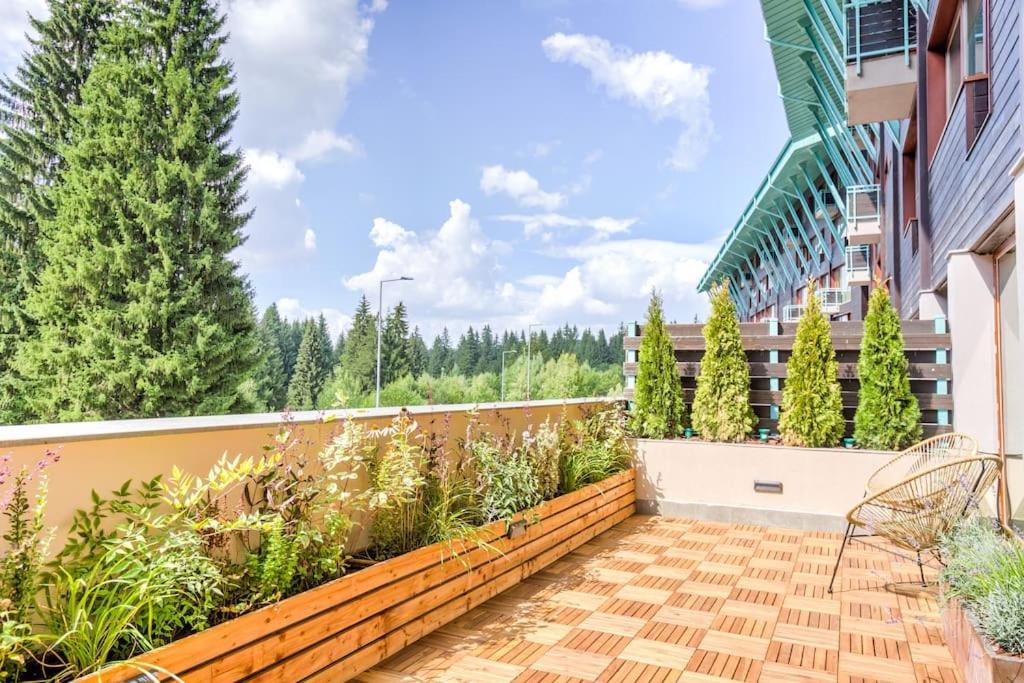 Splendor 3 bedroom flat in Silver Mountain view 5