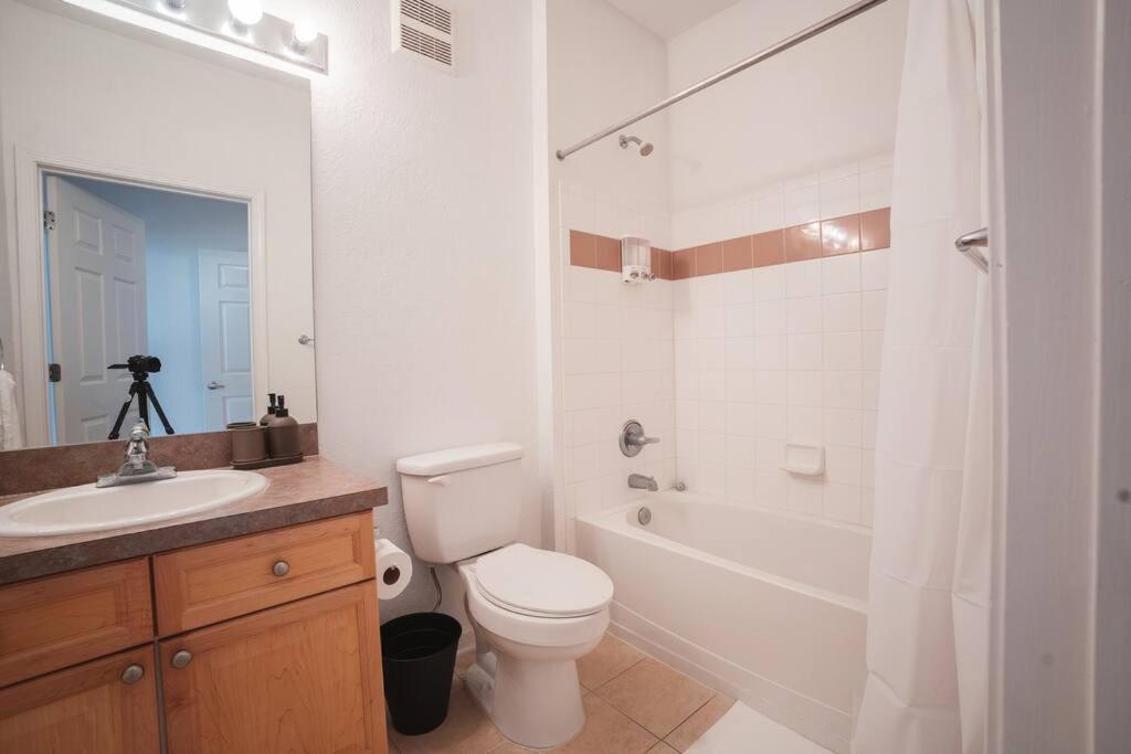 Pool, Fast Wi-Fi, Gym - World Class, Cozy Suite