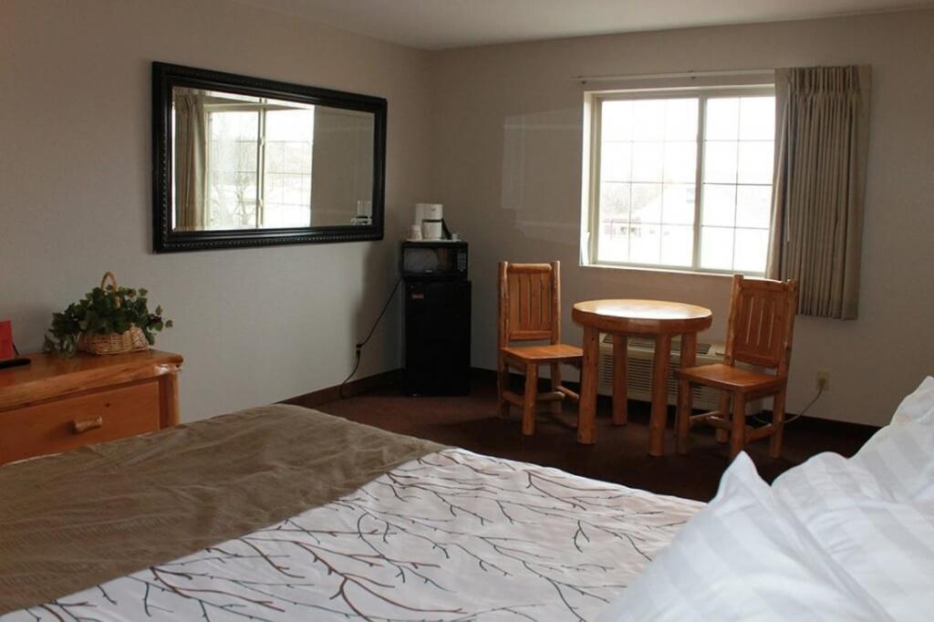Edmore Inn