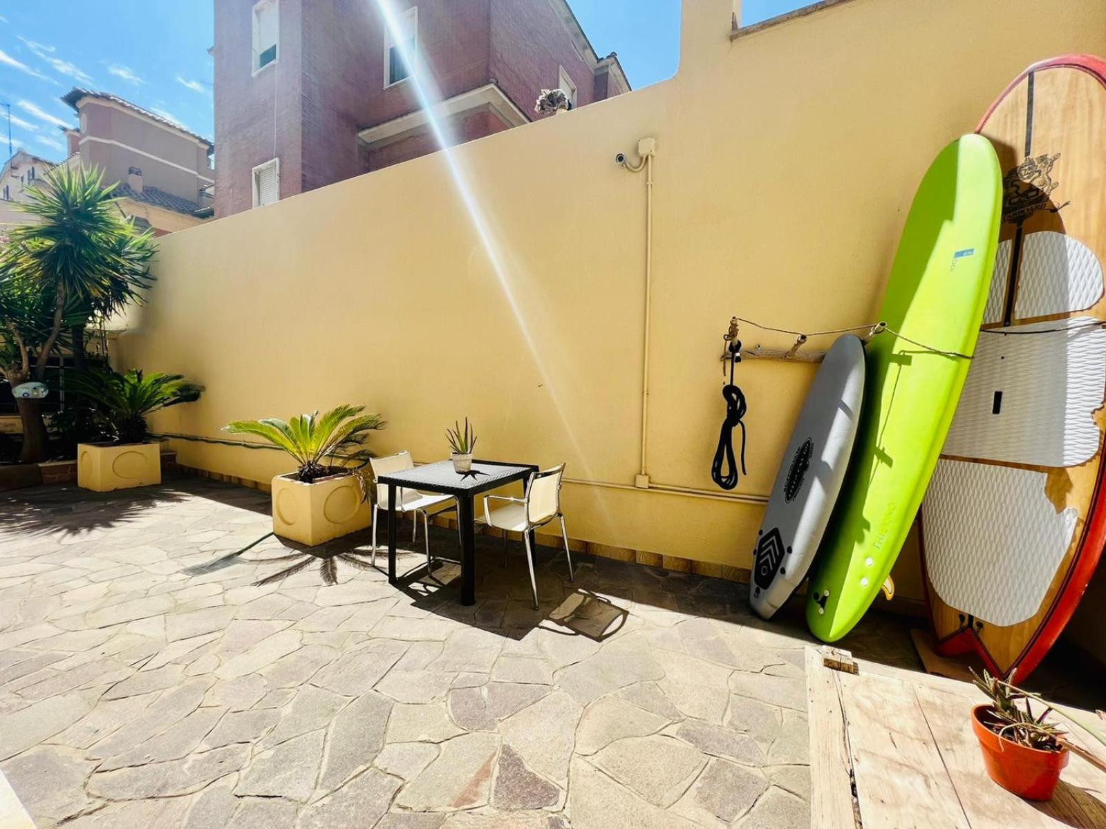 Beach Apartment , 20m From The Sea , Ostia Center , 4 Guests