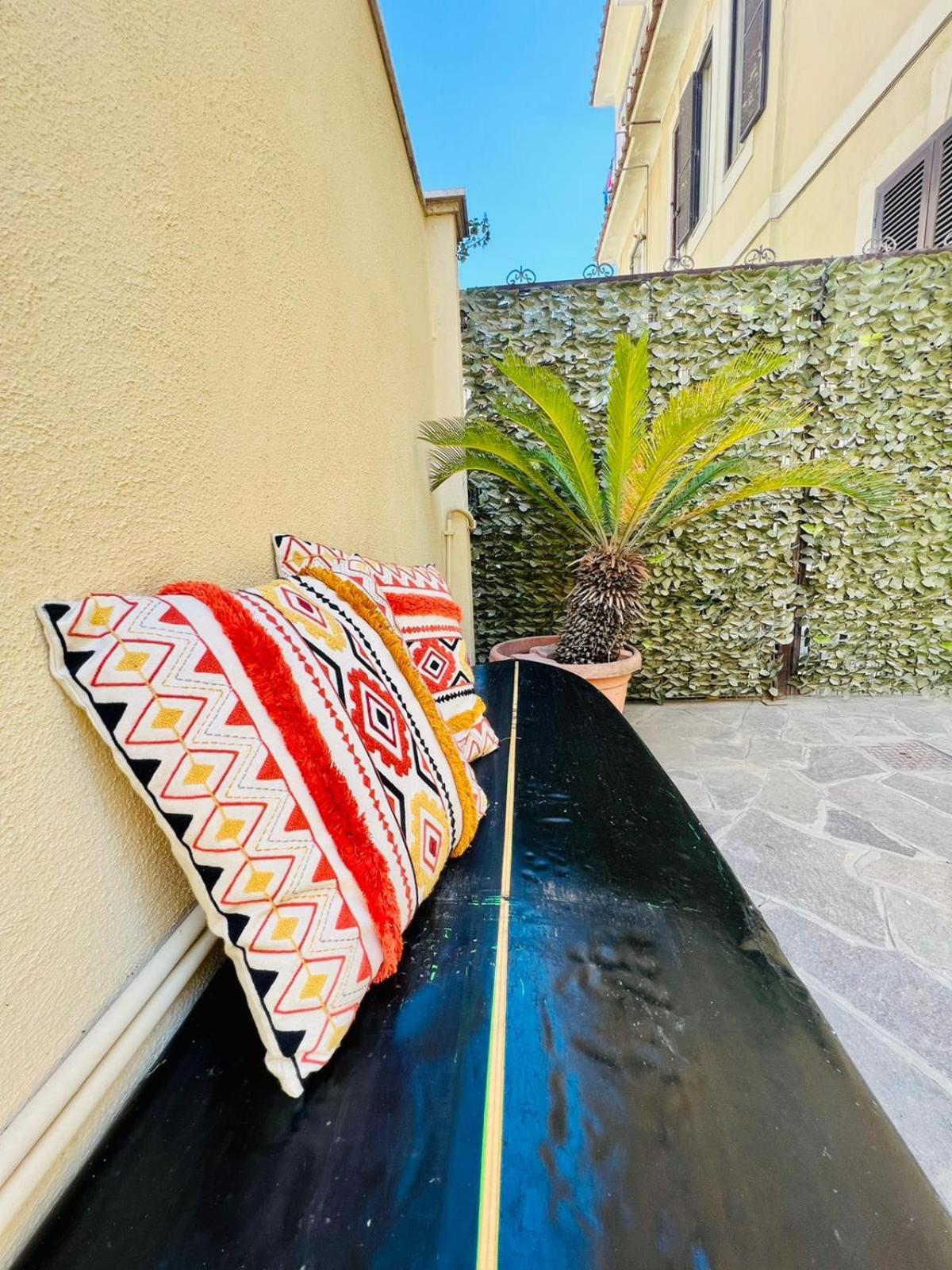 Beach Apartment , 20m From The Sea , Ostia Center , 4 Guests
