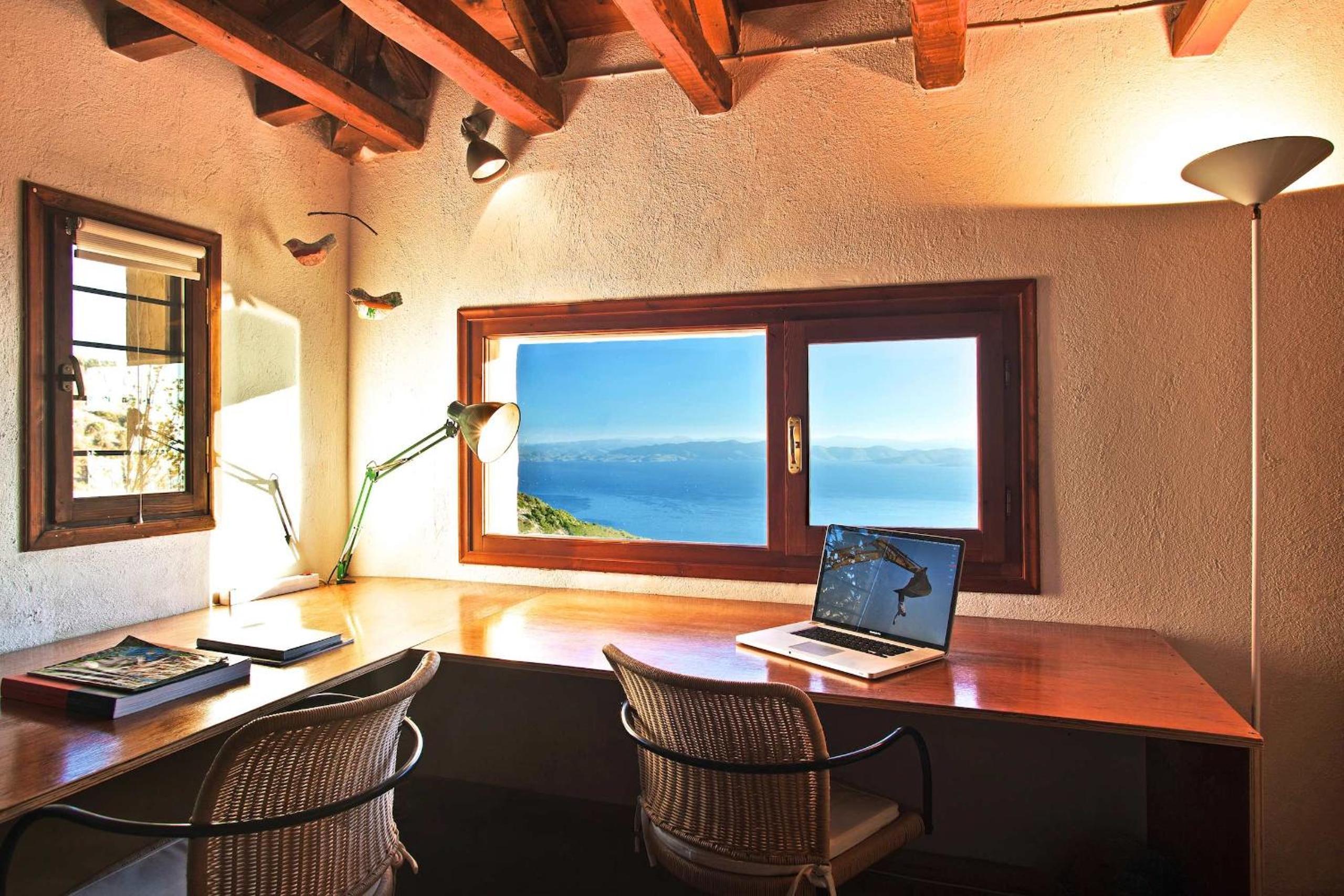 Pelion Homes