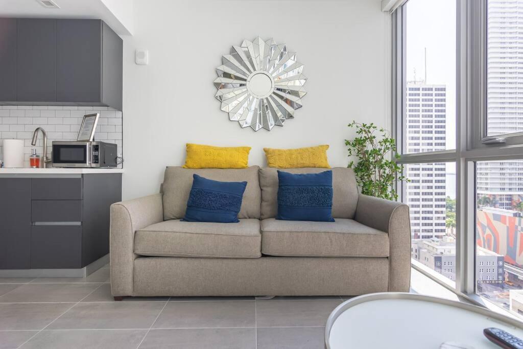 Amazing Condo in Downtown Miami/Brickell w/PARKING