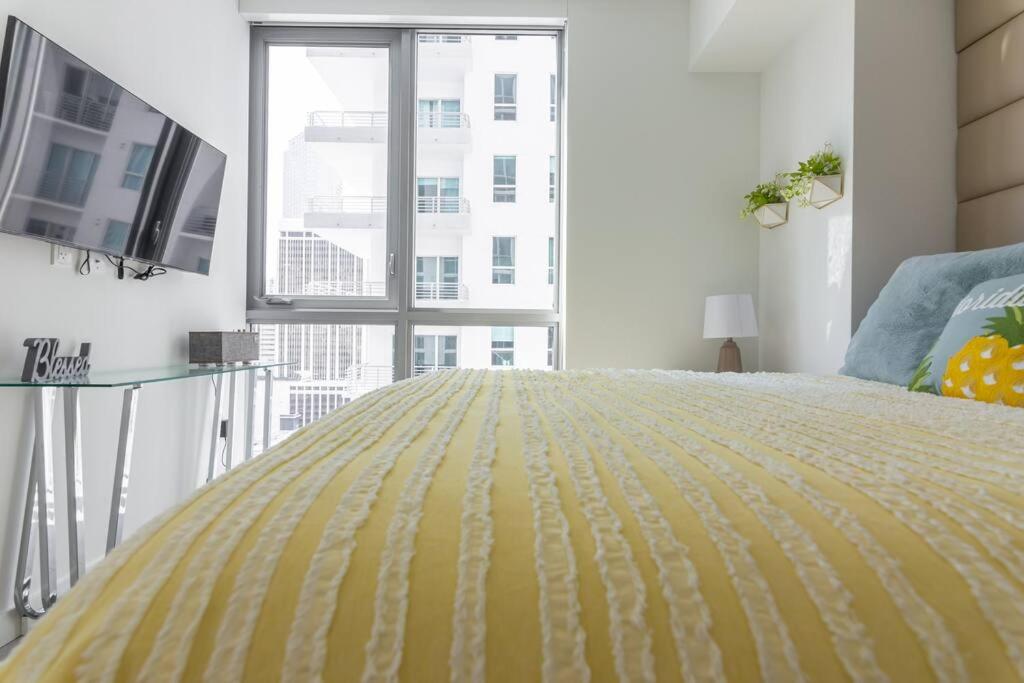 Amazing Condo in Downtown Miami/Brickell w/PARKING