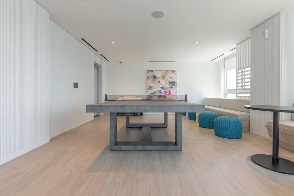 Amazing Condo in Downtown Miami/Brickell w/PARKING
