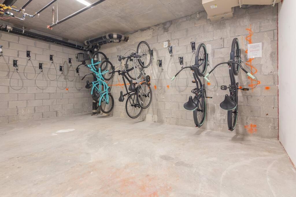 Amazing Condo in Downtown Miami/Brickell w/PARKING