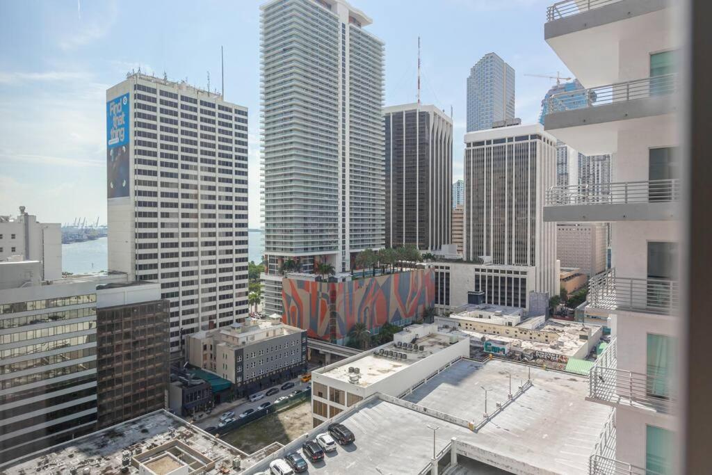 Amazing Condo in Downtown Miami/Brickell w/PARKING