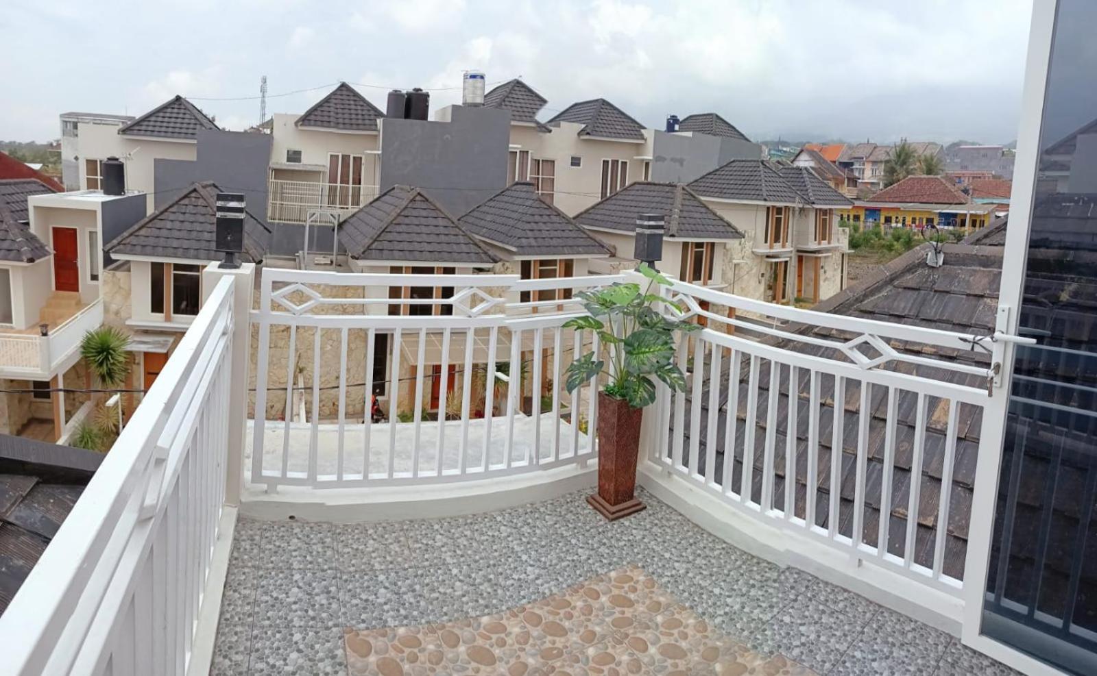 VILLA PESONA BATU RESIDENCE 46 view 5