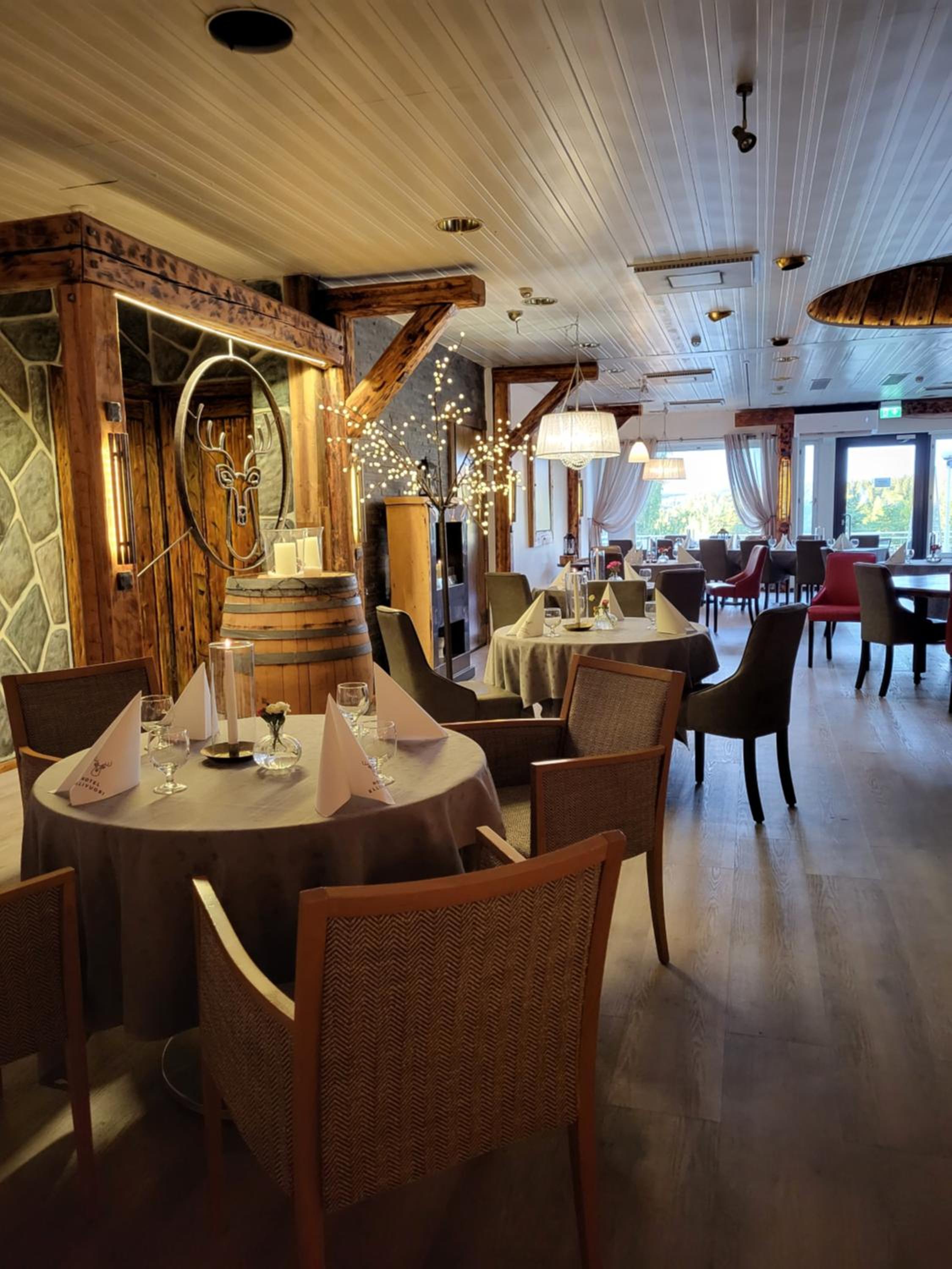Ellivuori Suite with Sauna and Balcony