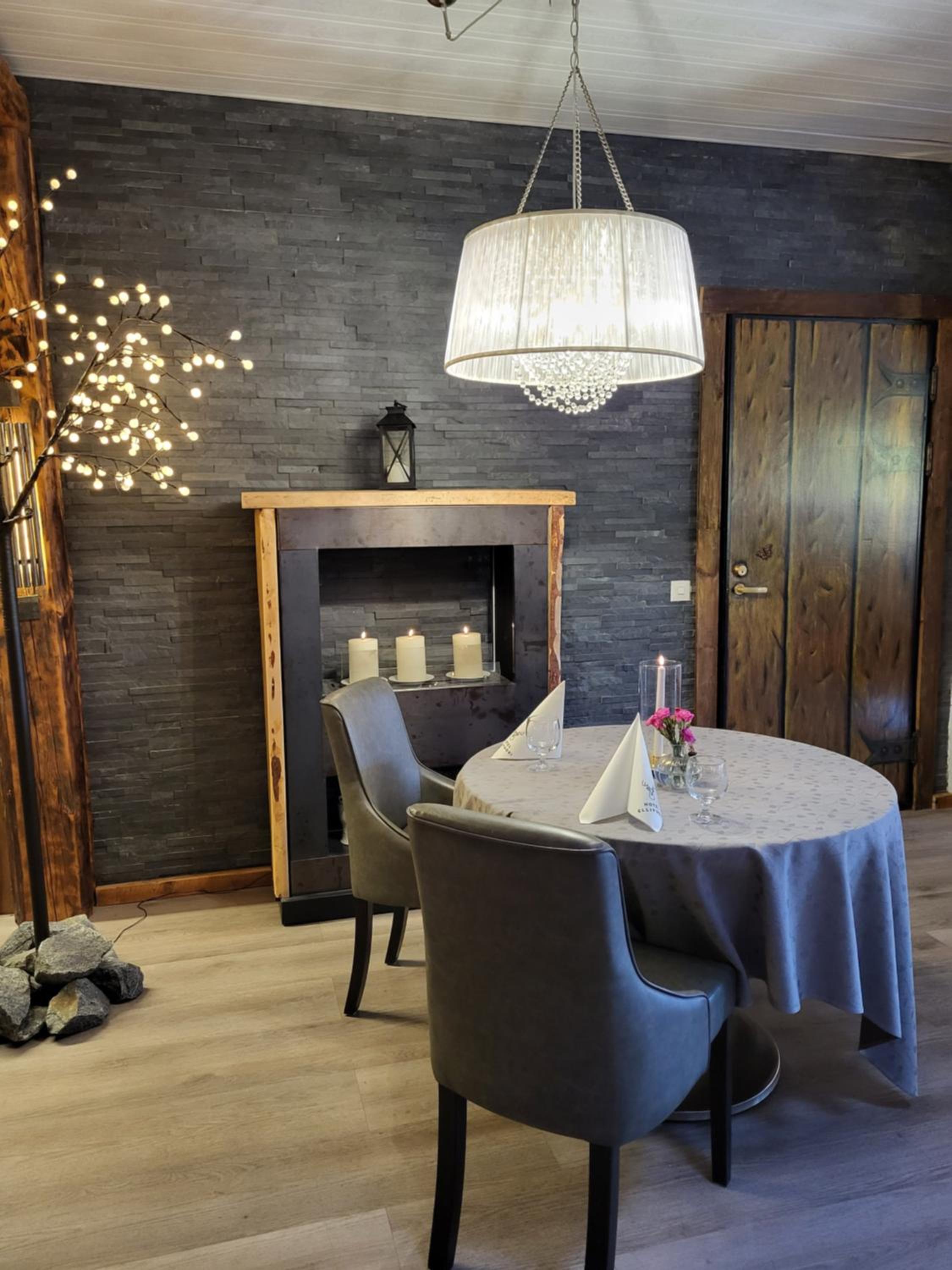 Ellivuori Suite with Sauna and Balcony