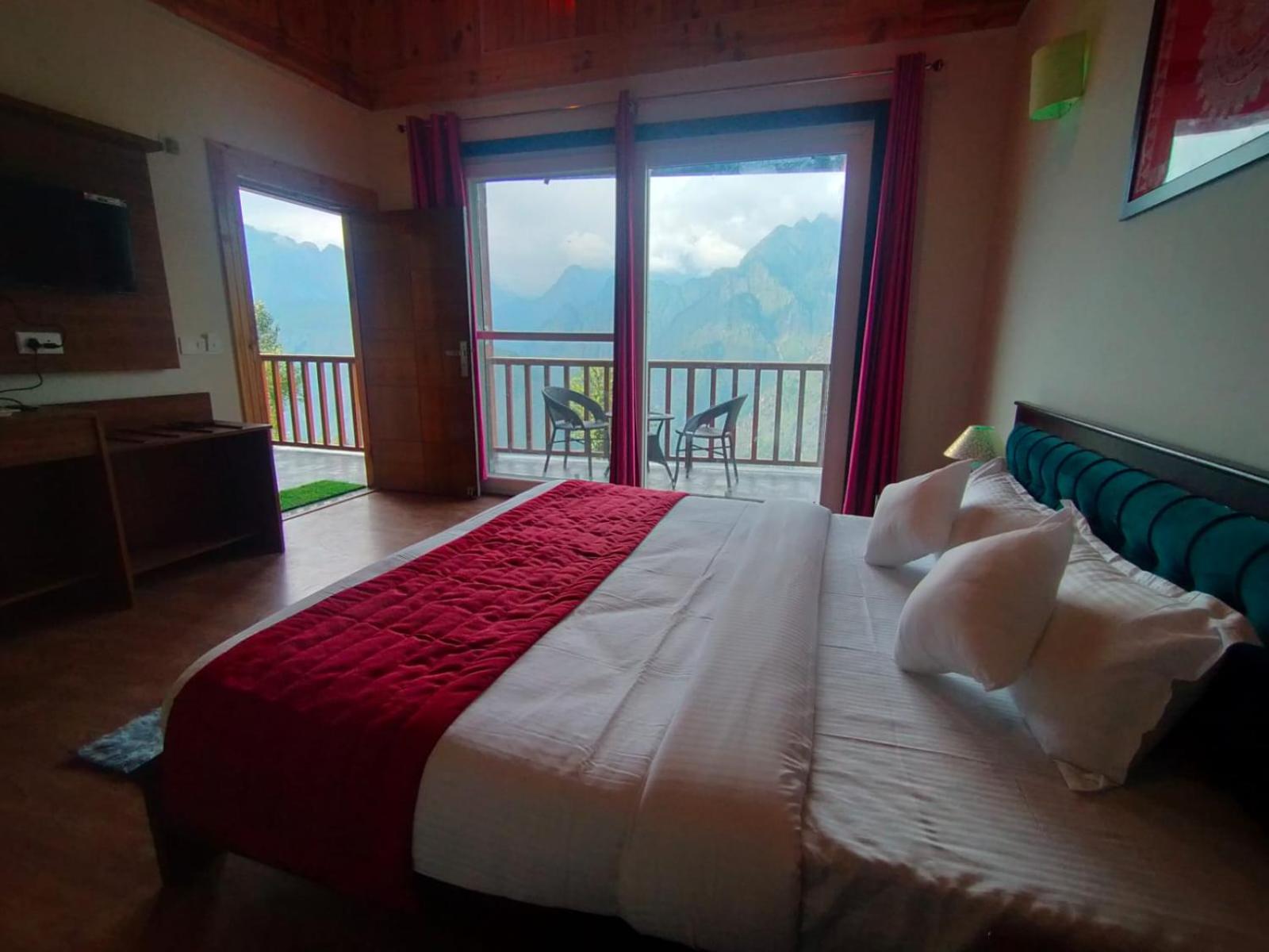 Satopanth The Auli Resort view 2