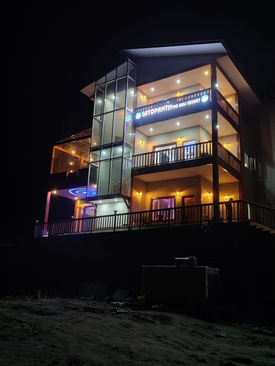 Satopanth The Auli Resort view 5
