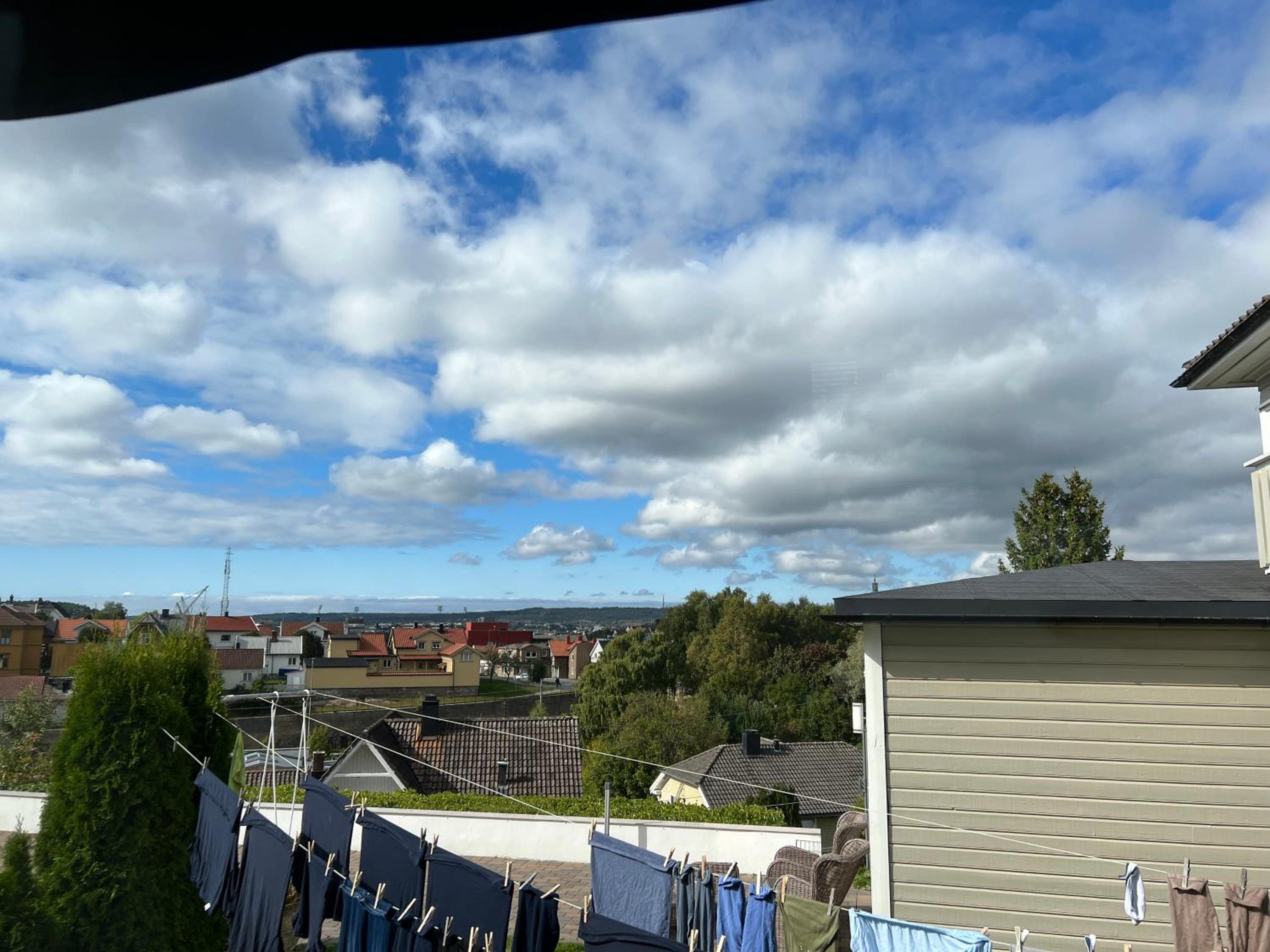 Sentralt i Fredrikstad, gratis parkering og varmepumpe med AC