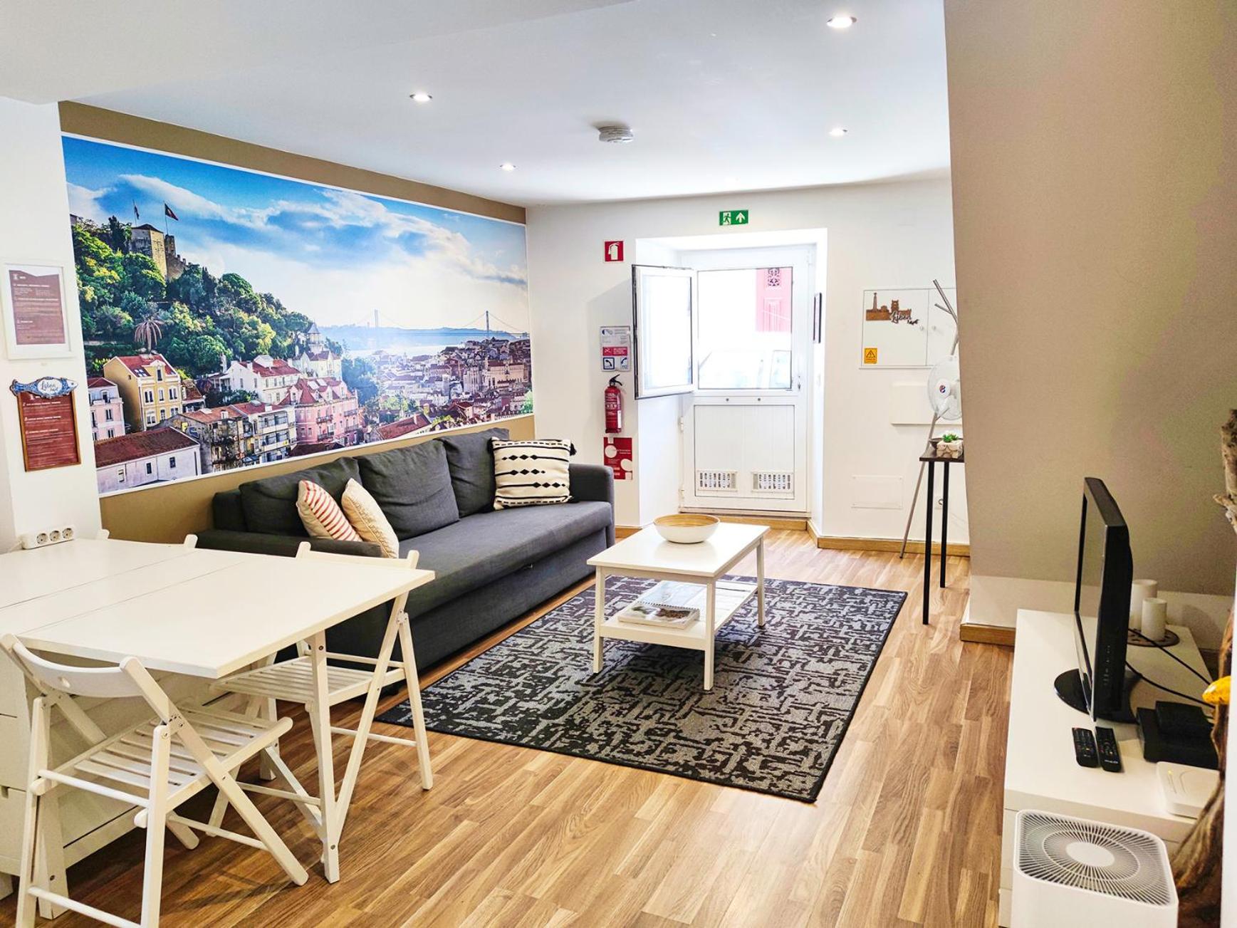 Charming Lisbon 7 by Homeful Homes view 5
