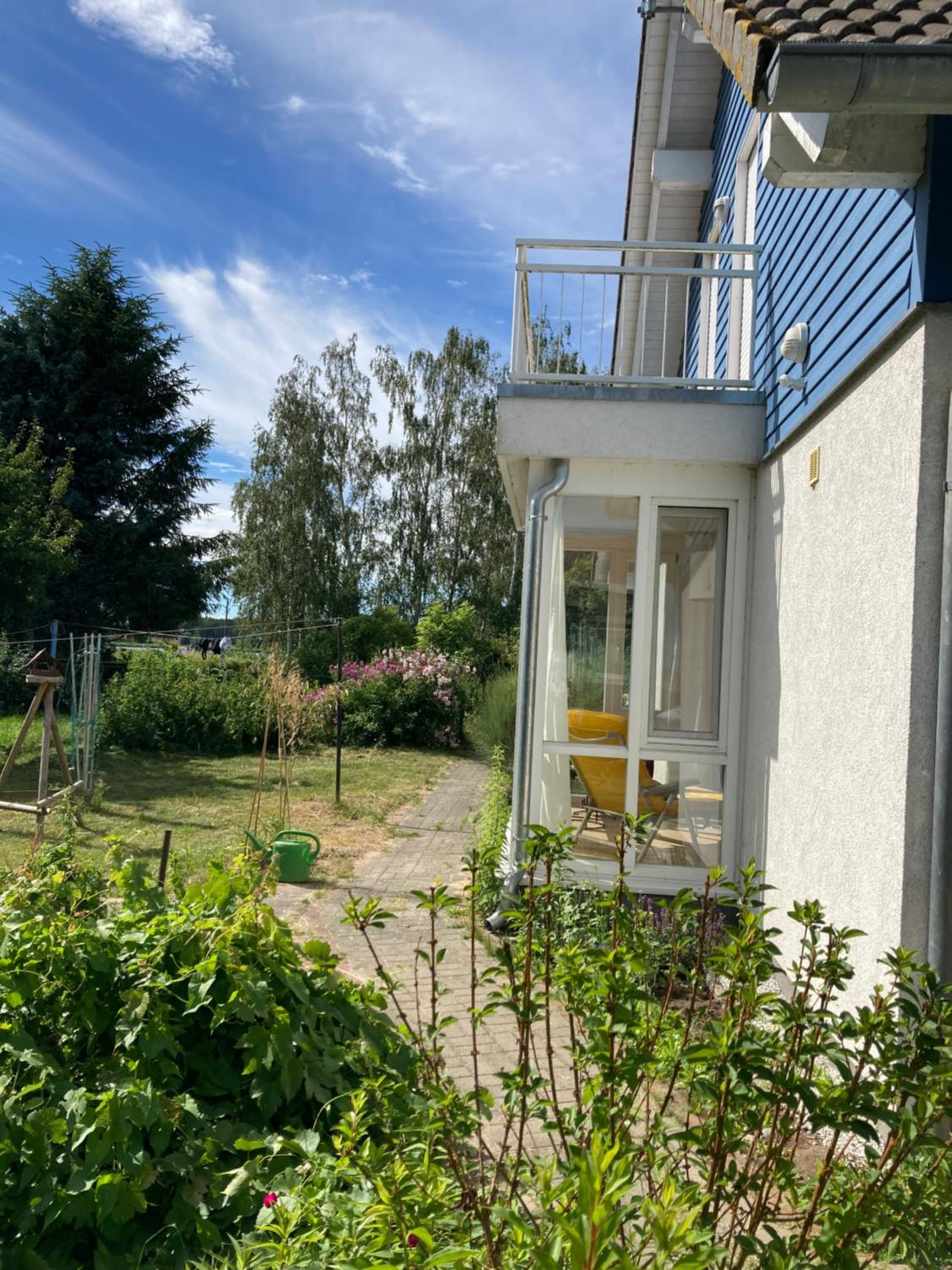 Ferienhaus am Wasser im Grünen