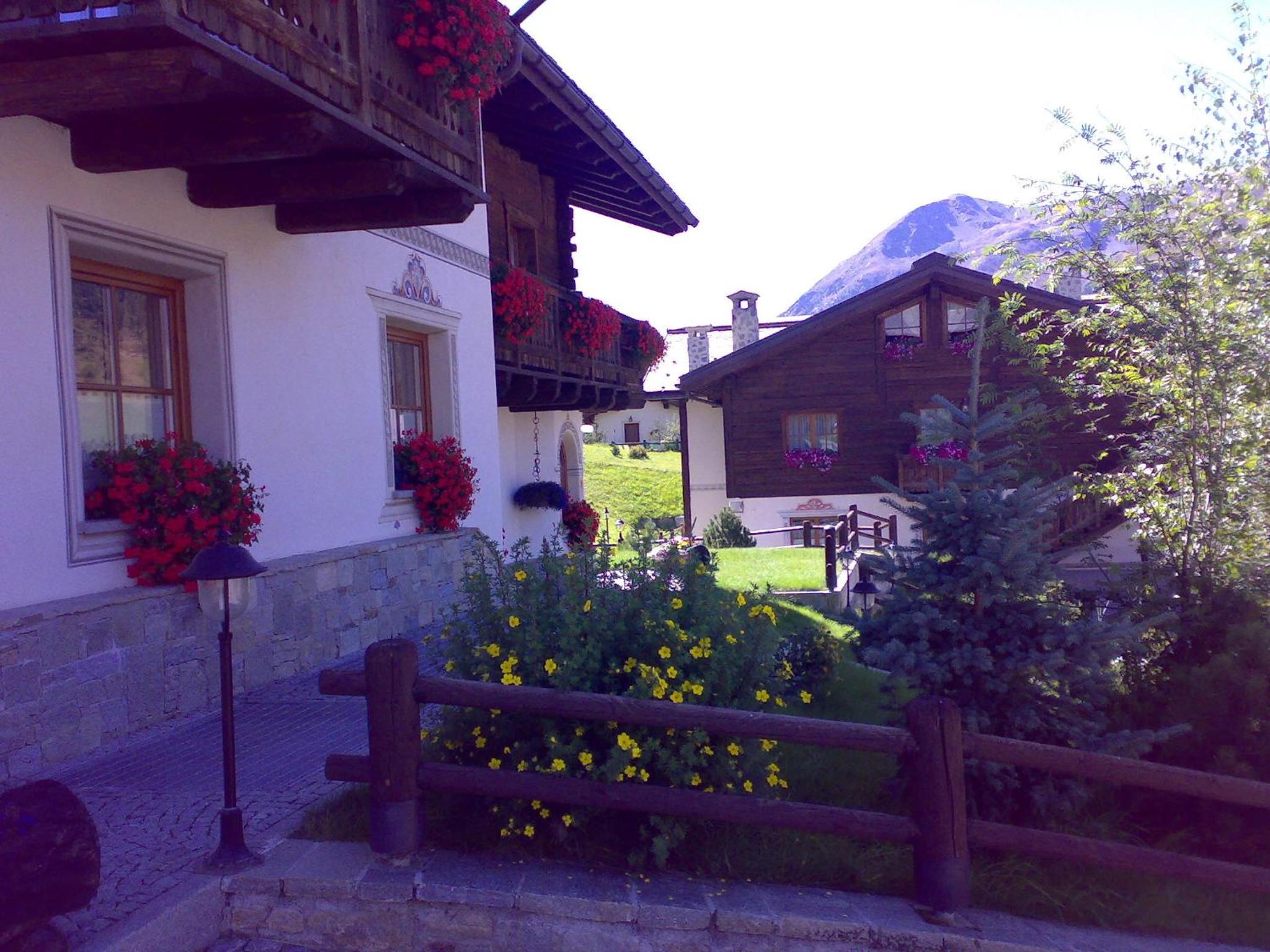 Photo 32