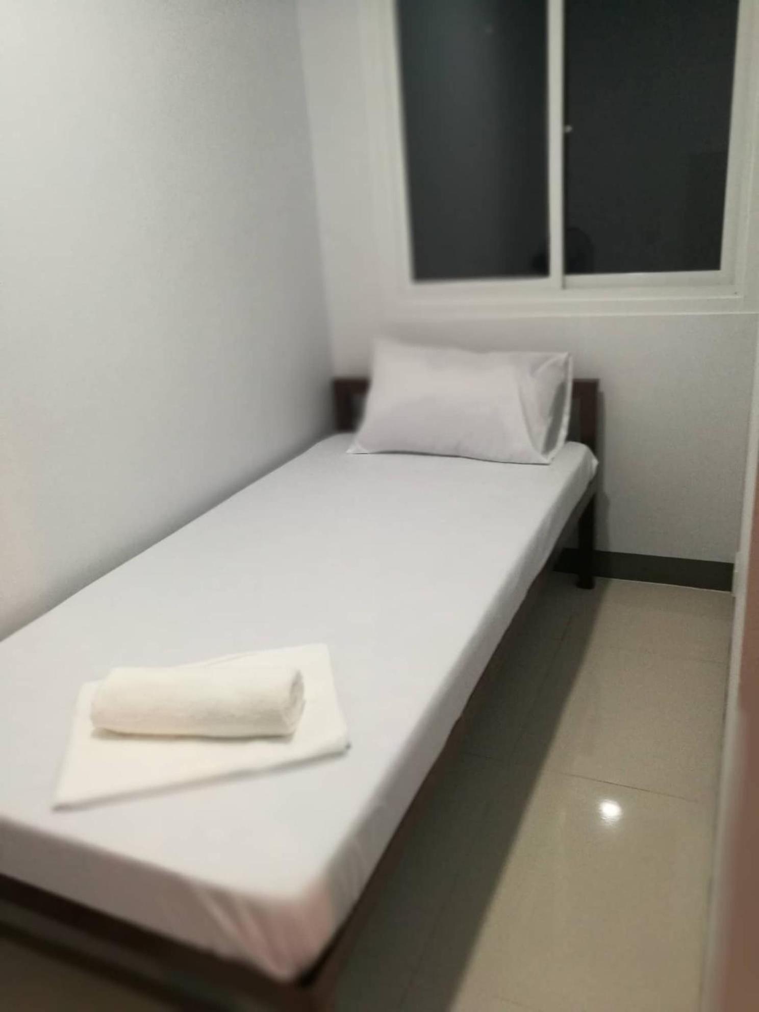 Overnight Villa Transient House