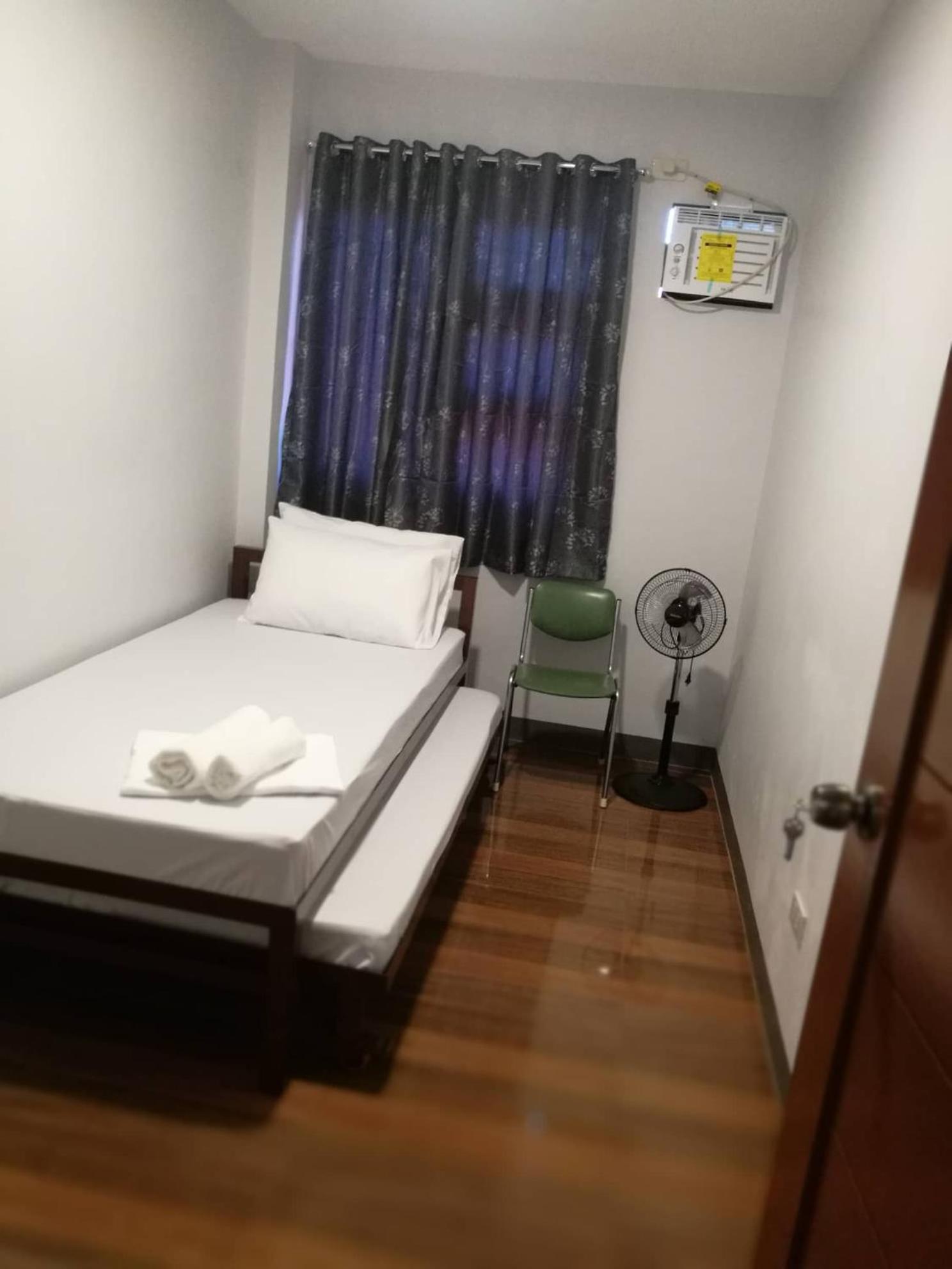 Overnight Villa Transient House