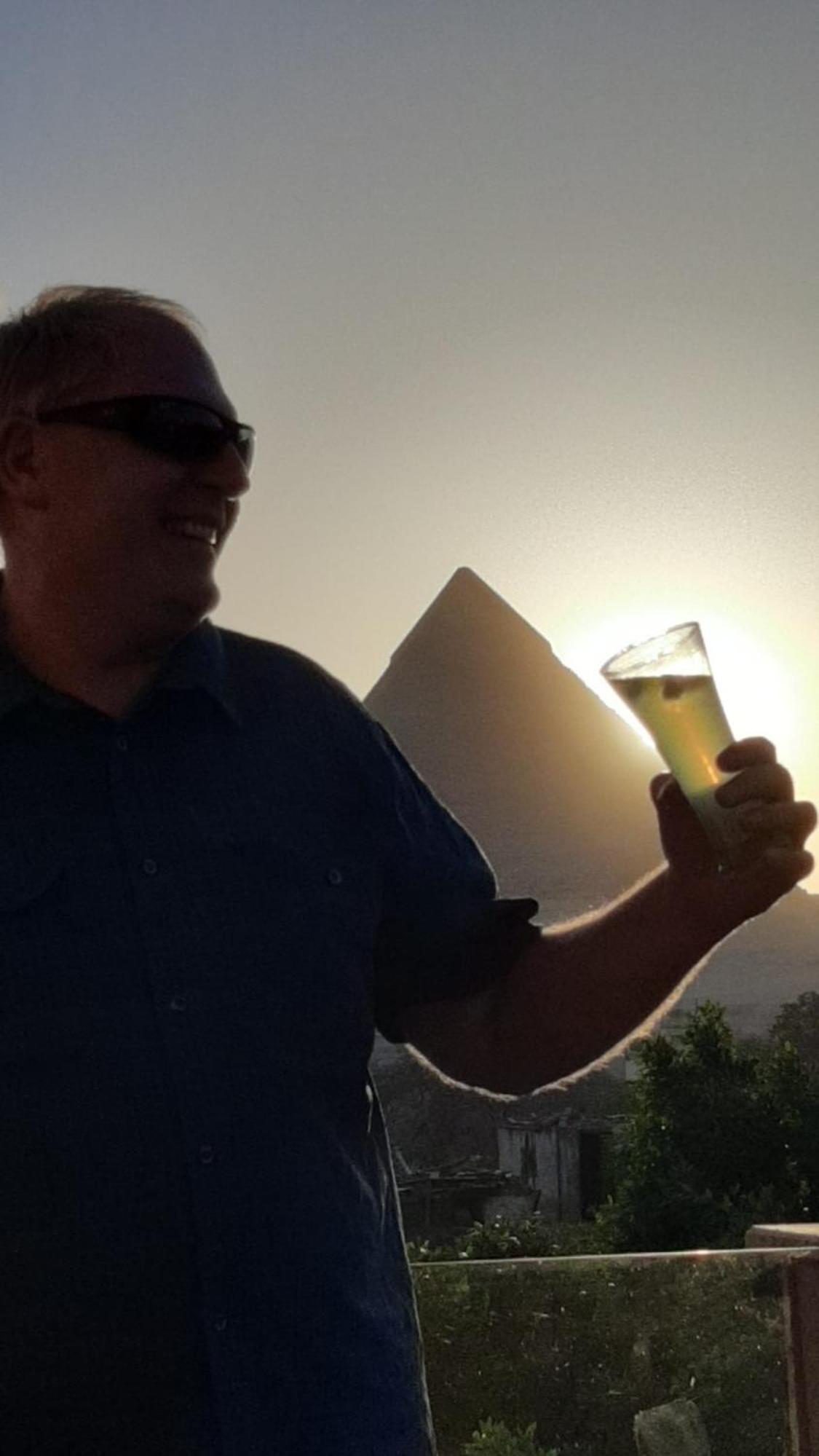 Life Pyramids Inn