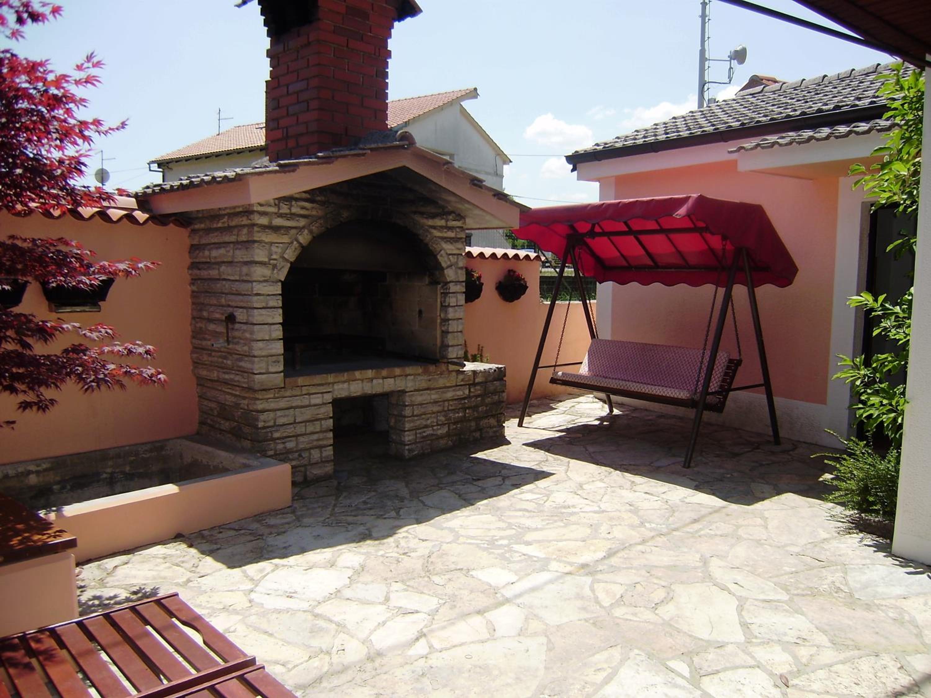 Photo 47