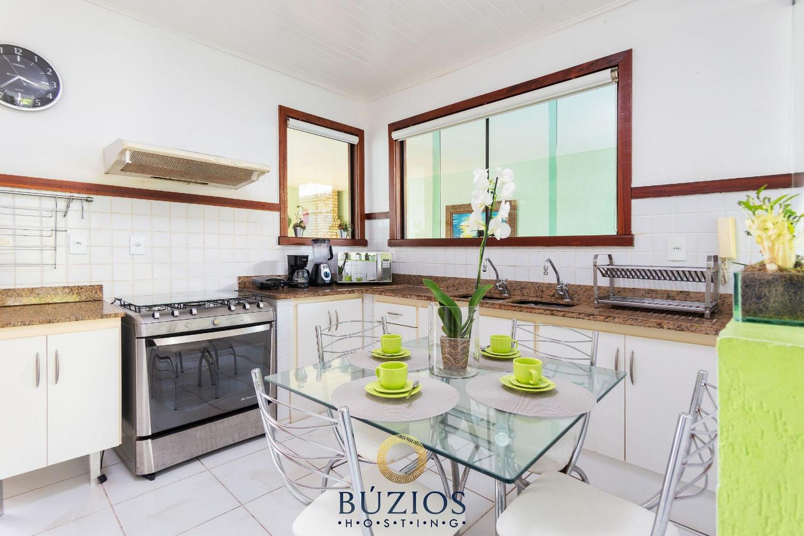 Bz8 200 metros da praia com Área Gourmet, Geribá