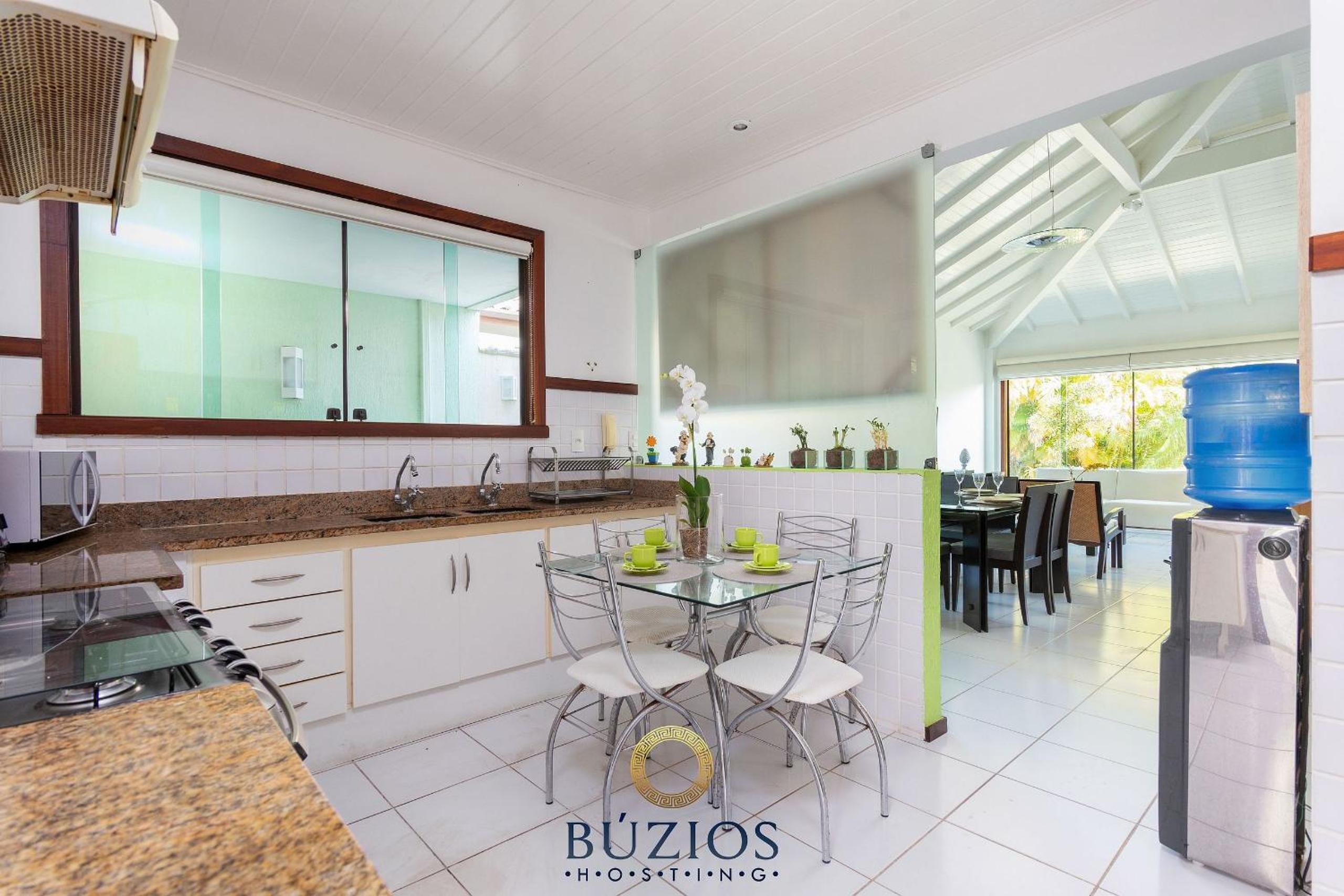 Bz8 200 metros da praia com Área Gourmet, Geribá