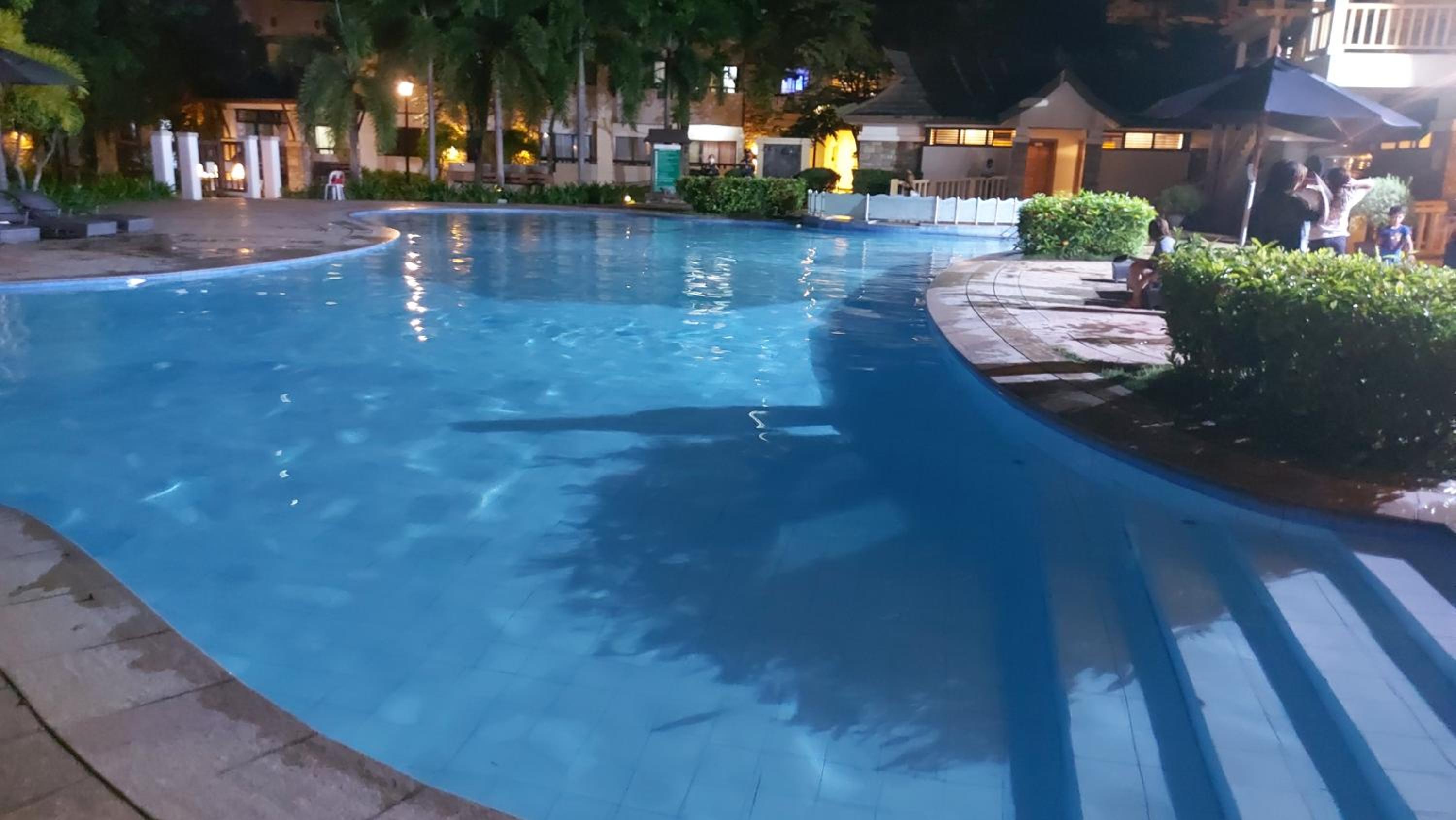 cozy 2 Bedrooms one oasis fullyfurnished back SM Mall Ecoland