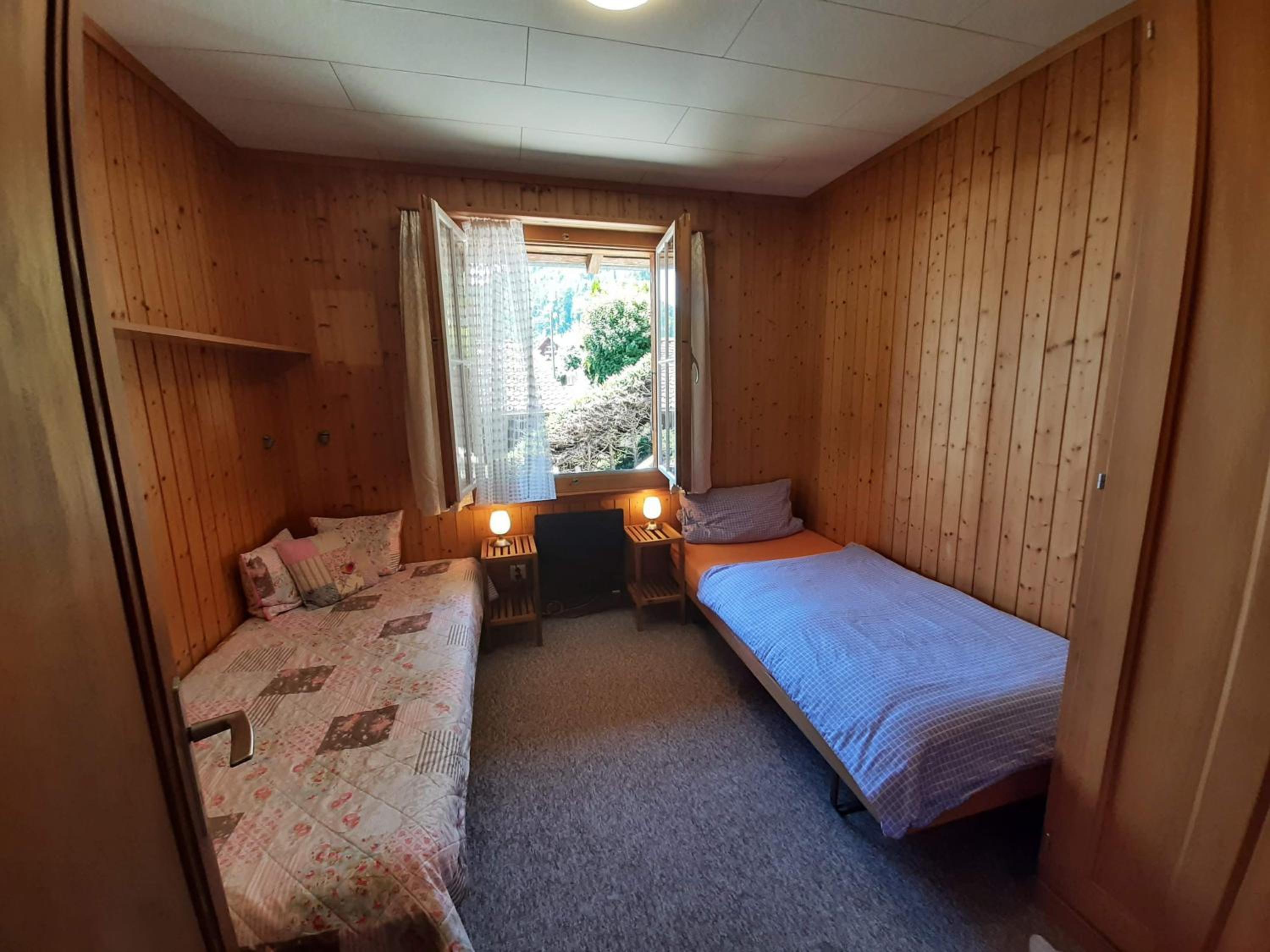 Cozy Chalet by Interlaken. Parking