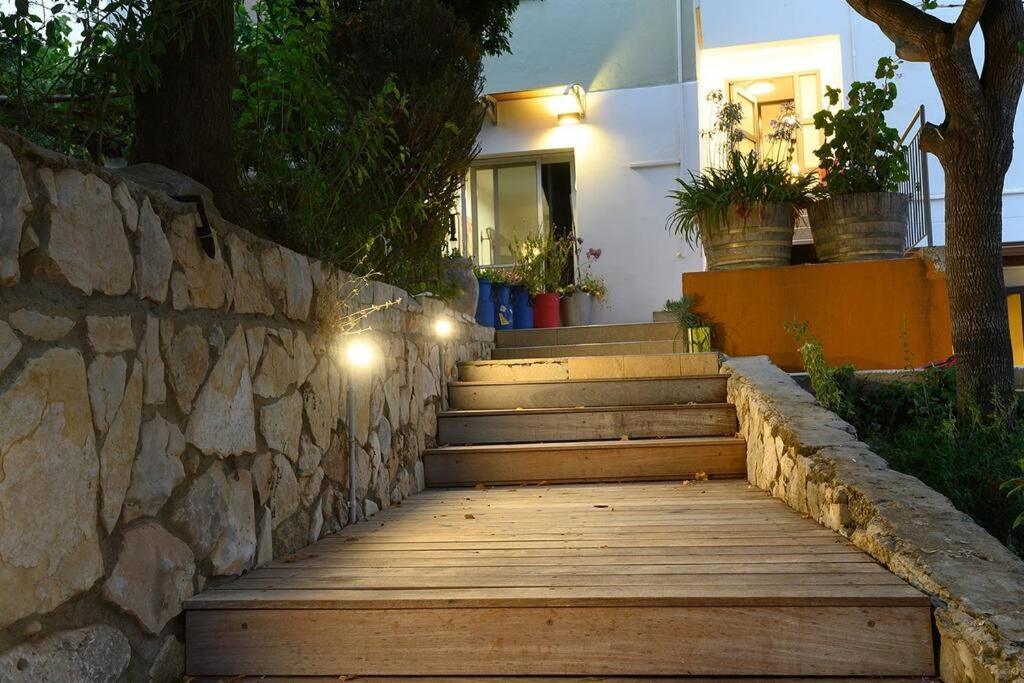 House by the Moon, photo 47