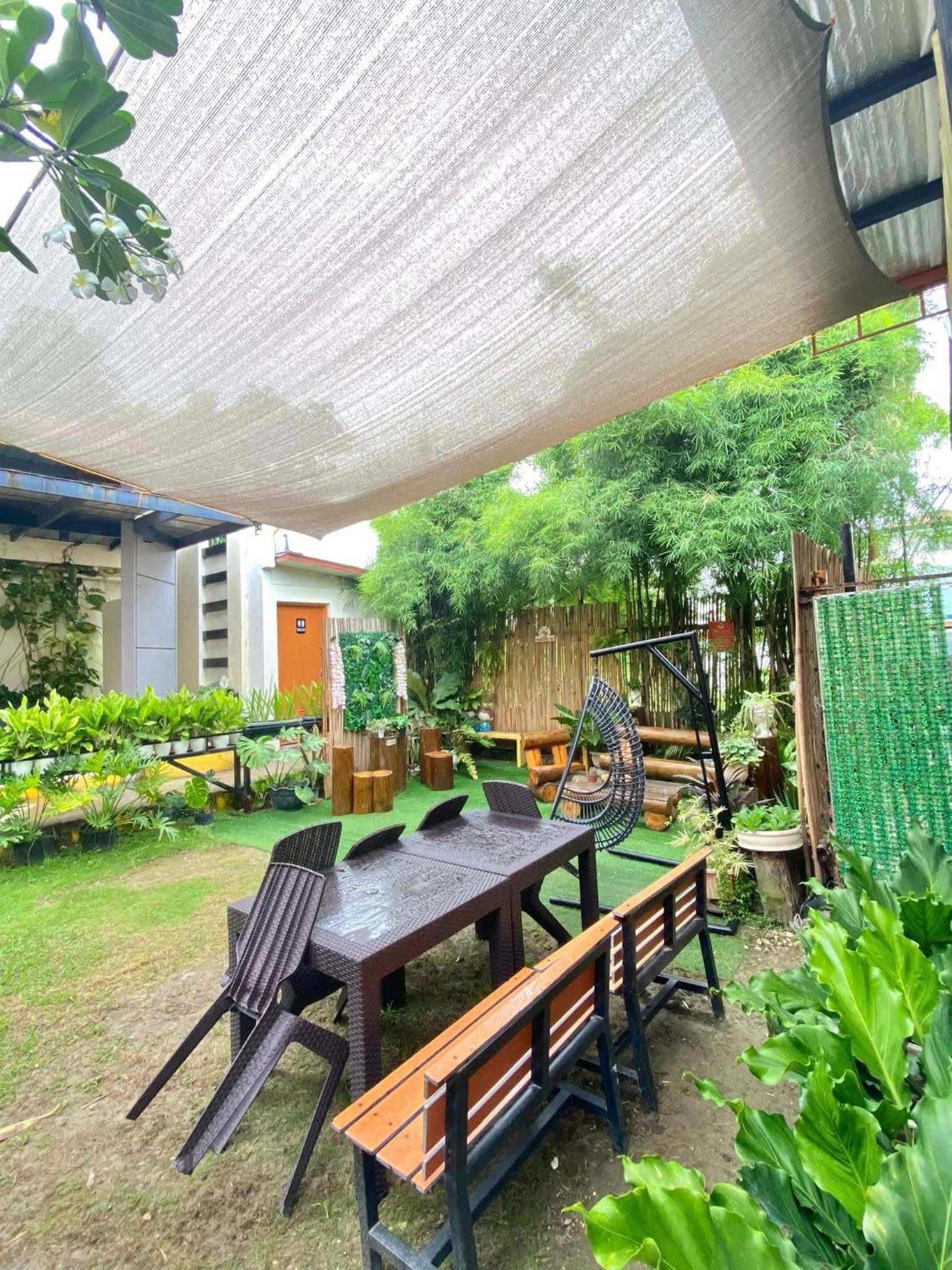 Manora Apartment