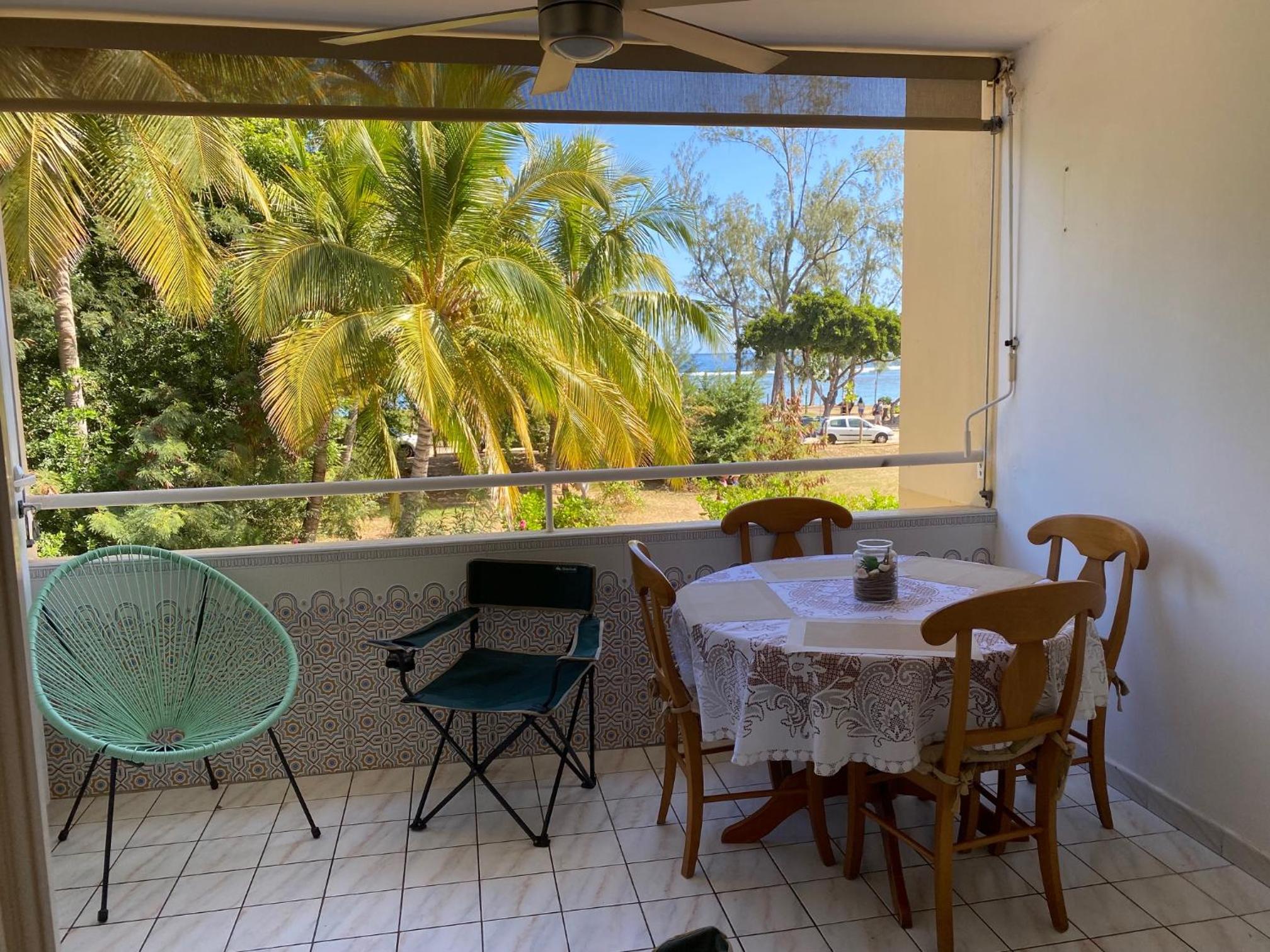 Appartement 'Luminance' vue sur lagon Hermitage