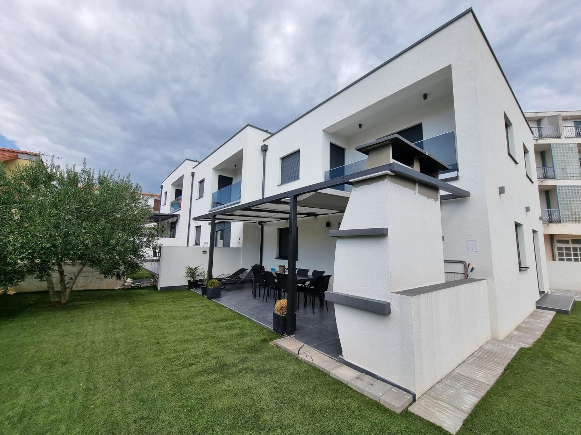 Holiday House Gavran view 2