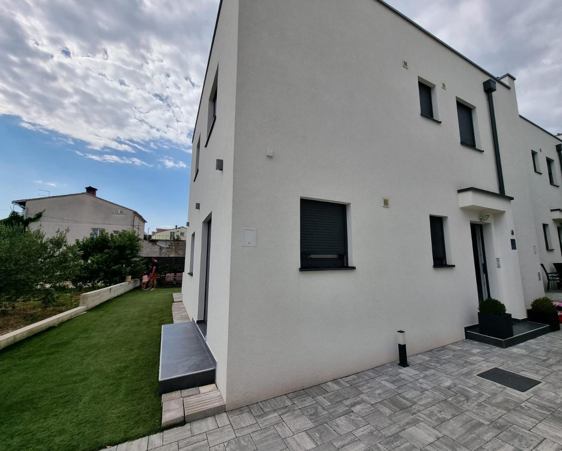 Holiday House Gavran view 3