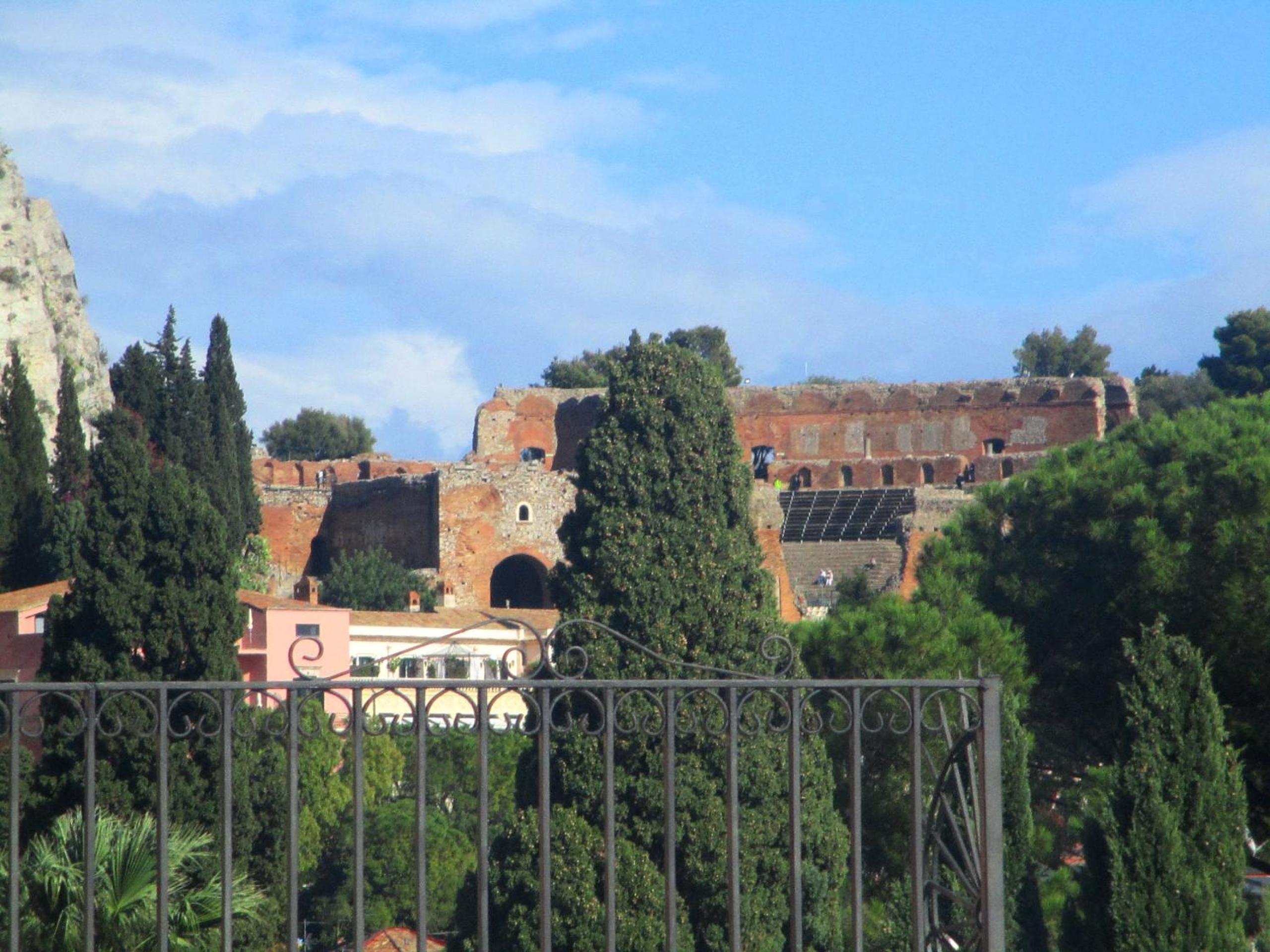 Photo 96