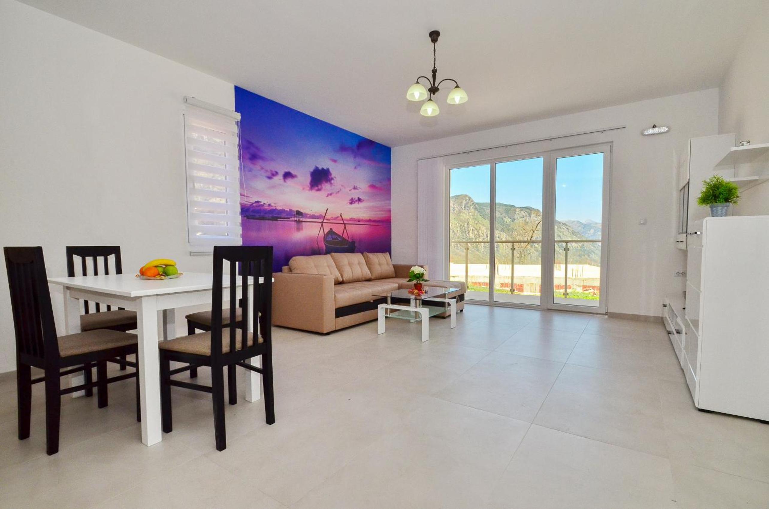 Four Seasons Apartments