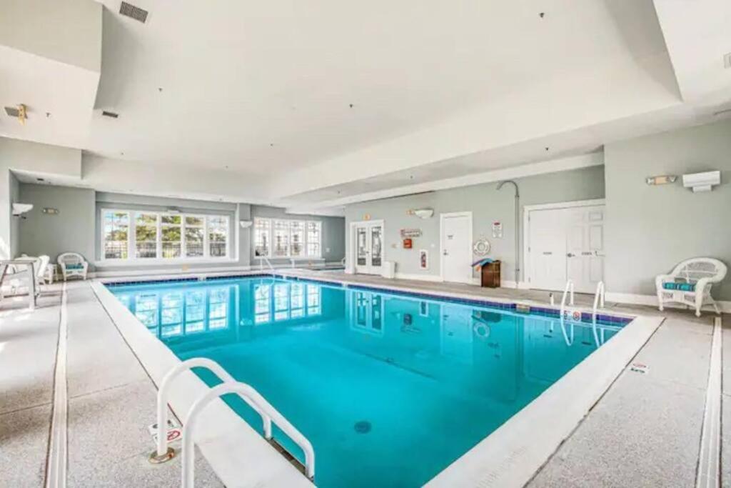 Relaxing Bethany Beach Retreat, Pools, Families Welcome Including Dogs!