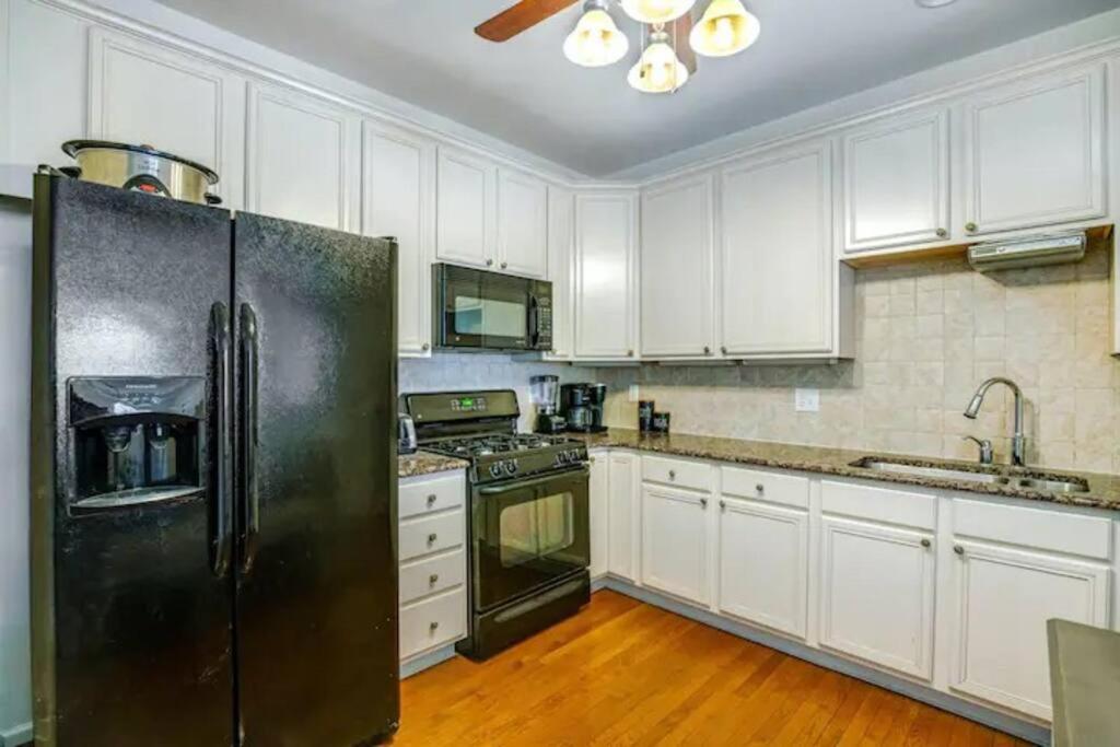 Relaxing Bethany Beach Retreat, Pools, Families Welcome Including Dogs!